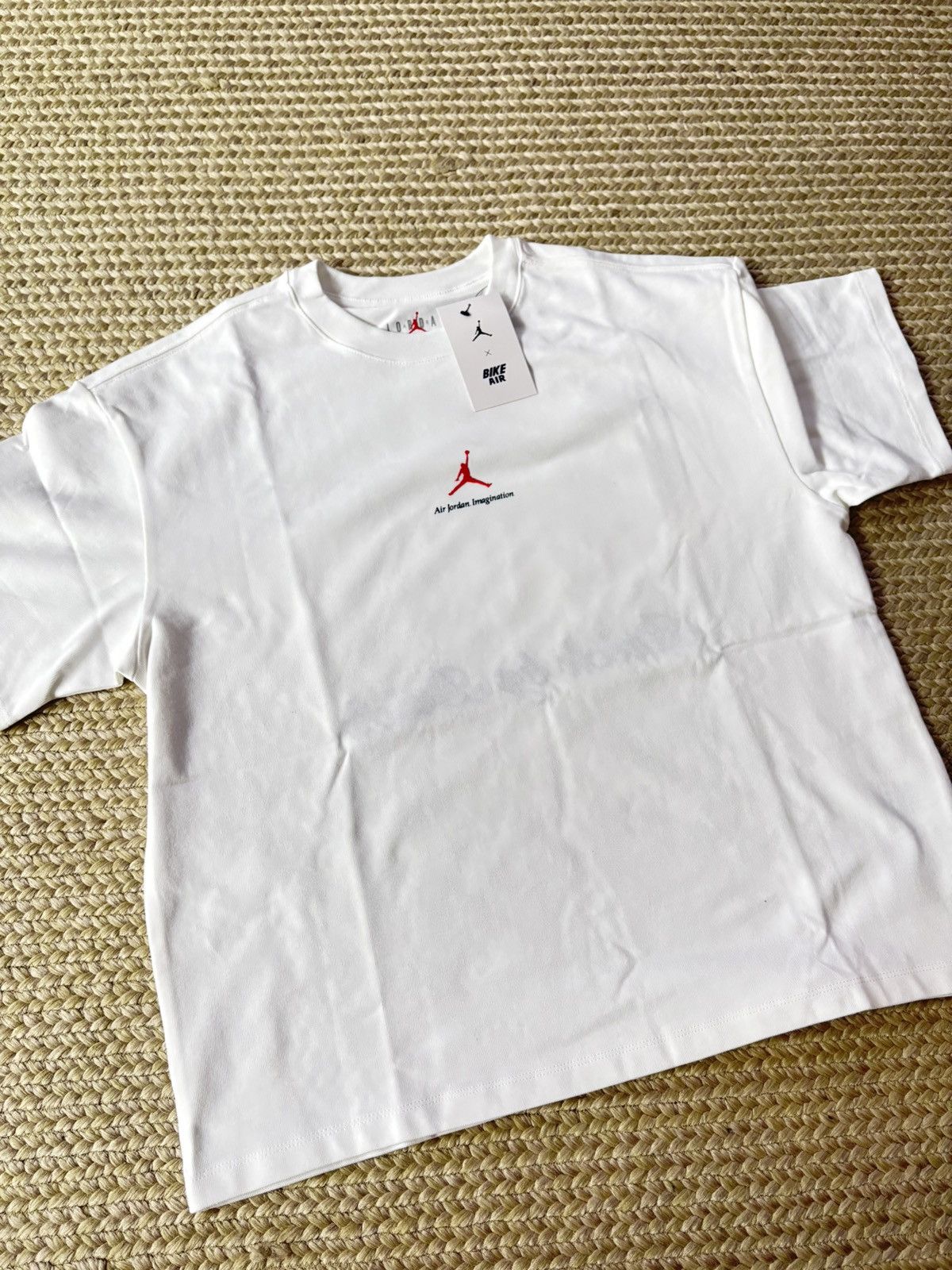 Jordan Brand × Nike Jordan x Nigel Sylvester Brick Tee White medium HQ1736-010 Size US M / EU 48-50 / 2 - 2 Thumbnail