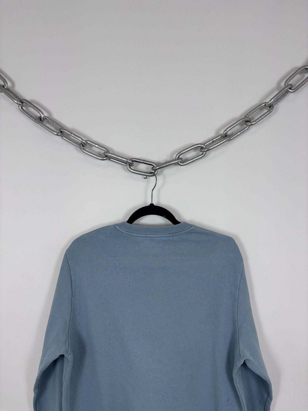 Fred Perry Fred Perry Men’s Ash Blue Embroidered Logo Sweatshirt Size US S / EU 44-46 / 1 - 16 Thumbnail