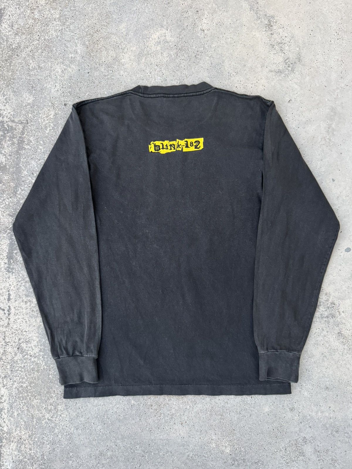 Band Tees Vintage 2004 Blink 182 Band Tour Rare Long Sleeve Punk Rock Size US S / EU 44-46 / 1 - 4 Thumbnail