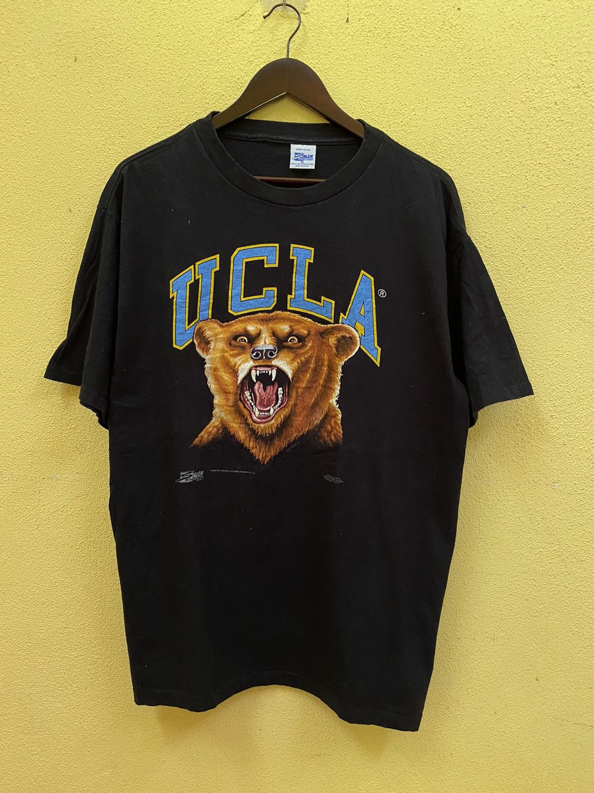 Other UCLA VINTAGE USA 90’s Size US L / EU 52-54 / 3 - 1 Thumbnail