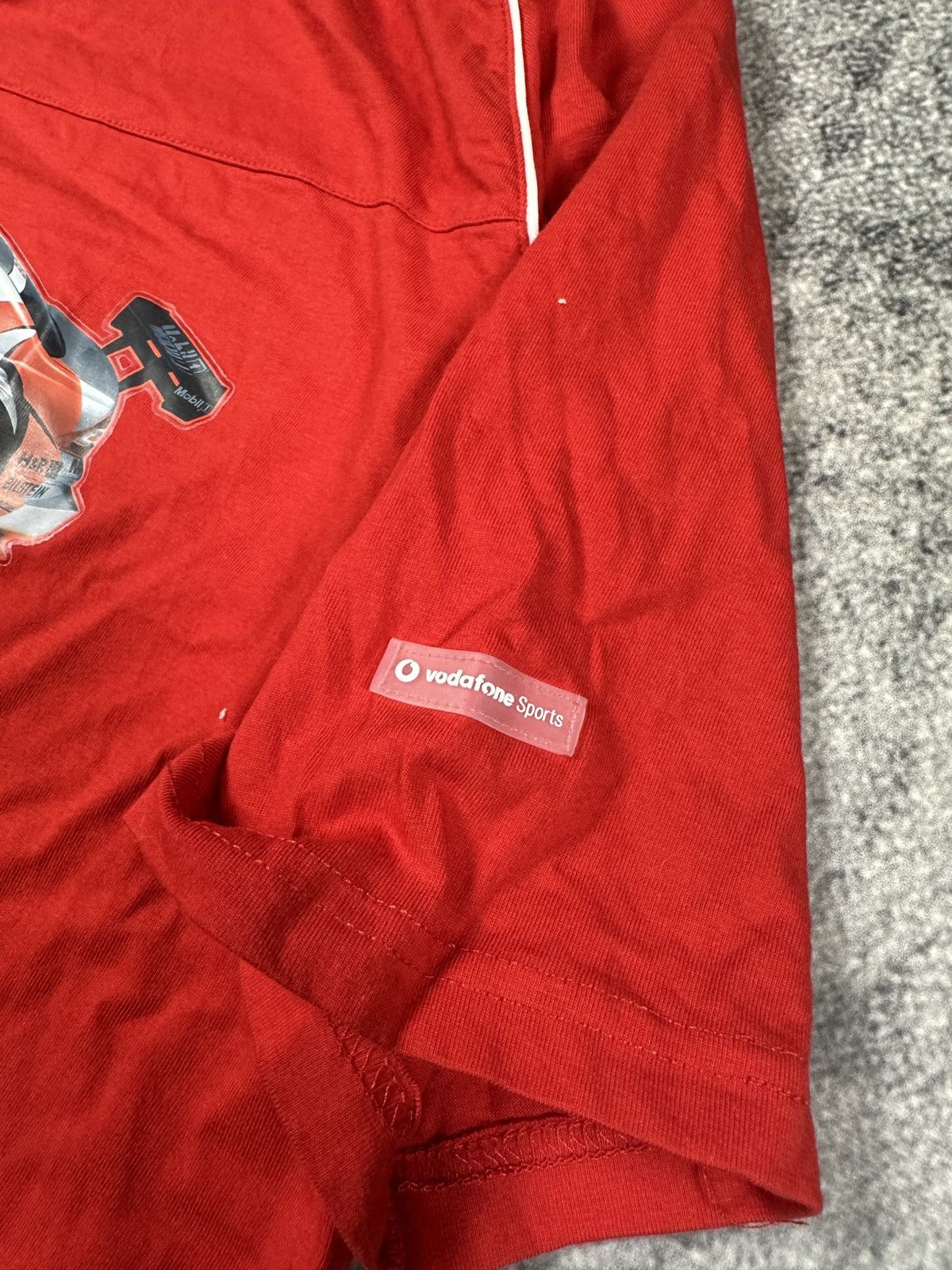 Vintage Vintage Racing Vodafone T-shirt Logo Streetwear Rare F-1 XL Size US XL / EU 56 / 4 - 3 Thumbnail