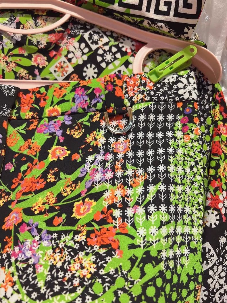 Versace Versace Silk floral shirt Size US M / EU 48-50 / 2 - 6 Thumbnail