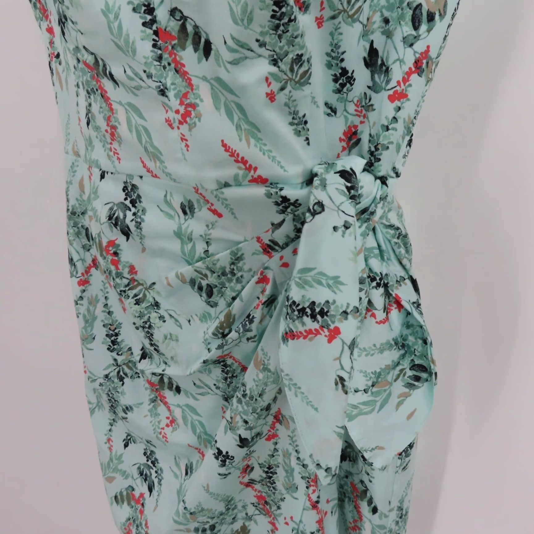 White House Black Market White House Black Market Womens 8 Green Leaf Leaves Sleeveless Sundress Dress Size M / US 6-8 / IT 42-44 - 4 Thumbnail