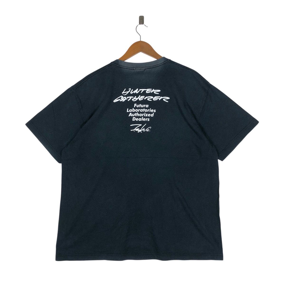 Futura × Japanese Brand × Lafayette 148 Lafayette x FUTURA Laboratories Japan Fashion T-Shirt Size US XL / EU 56 / 4 - 2 Thumbnail