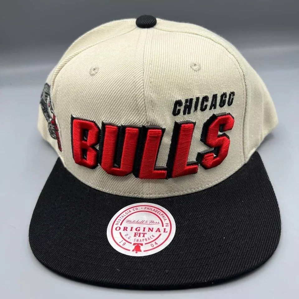 Mitchell & Ness Chicago Bulls Hat Men NBA Draft 1996 Shadow Snap Back Cap Size ONE SIZE - 2 Thumbnail