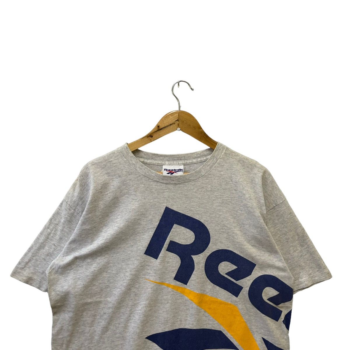 Reebok × Vintage Vintage Reebok Big Logo Spell Out Tshirt Size US L / EU 52-54 / 3 - 2 Thumbnail