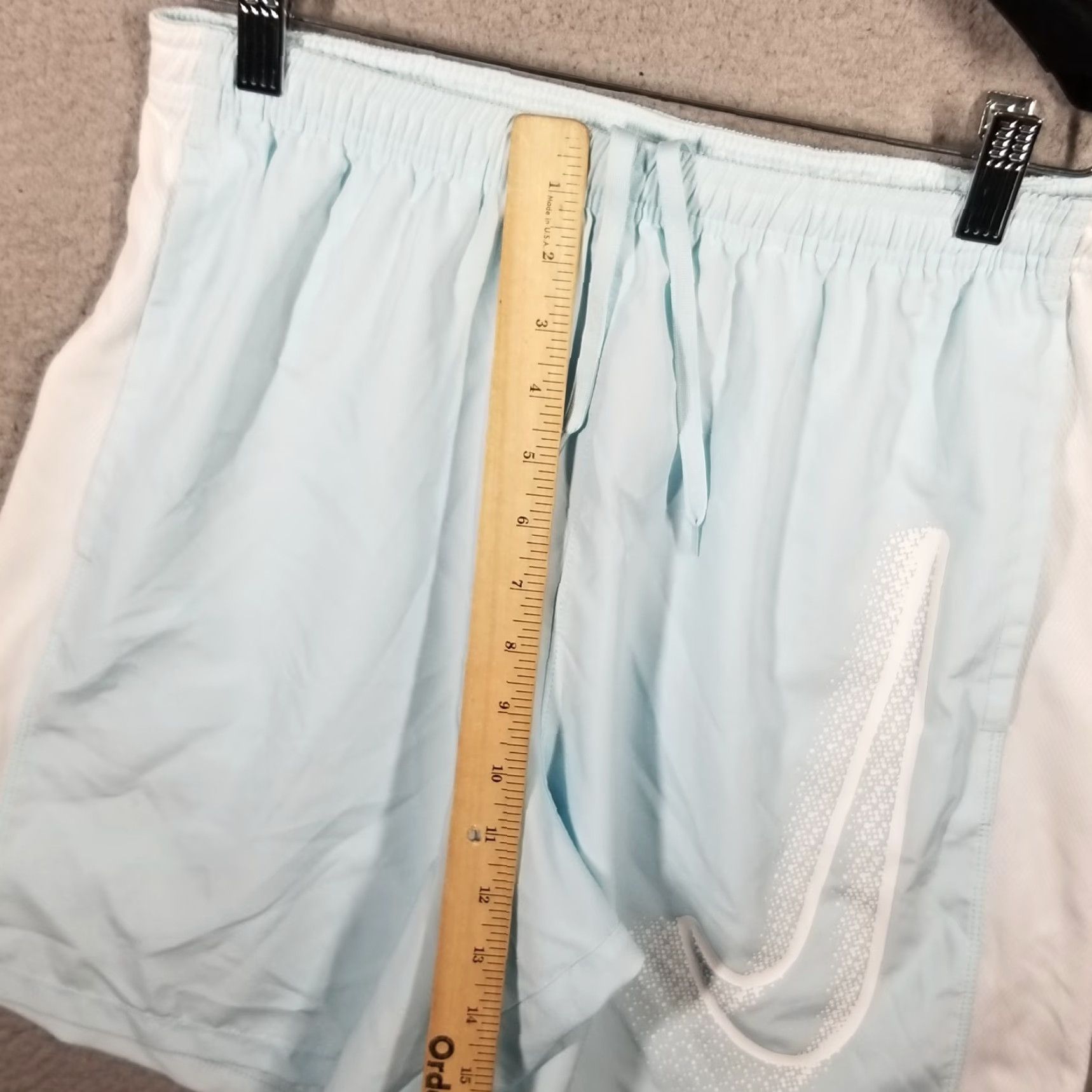 Nike Nike Men's Blue/White Colorblock Athletic Training Shorts Medium Activewear Gym Size US 31 - 5 Thumbnail