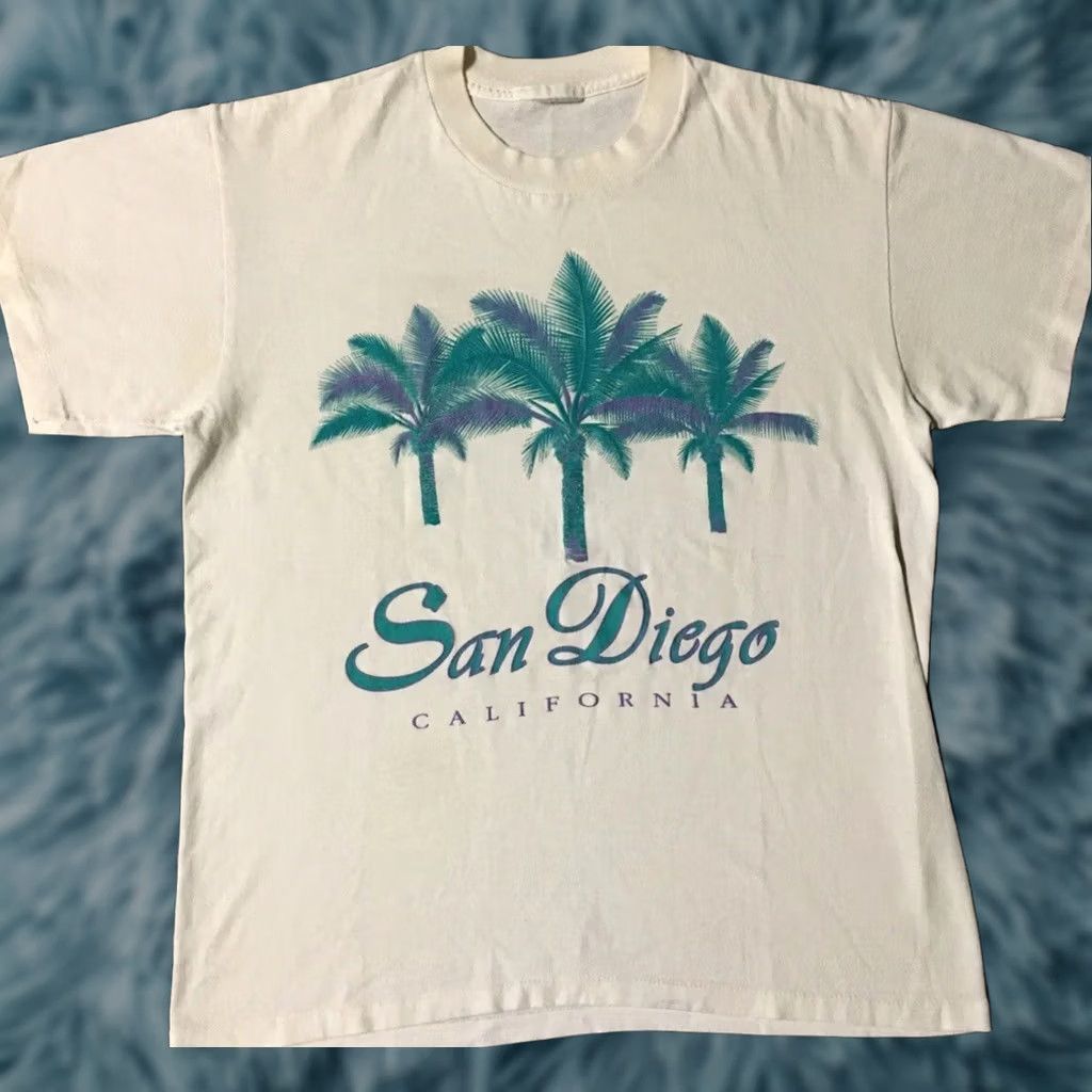 Vintage VINTAGE San Diego Shirt M USA Beach Surf Skate Grunge 90s White USA Men T-Shirt Short Sleeve Size US M / EU 48-50 / 2 - 1 Thumbnail
