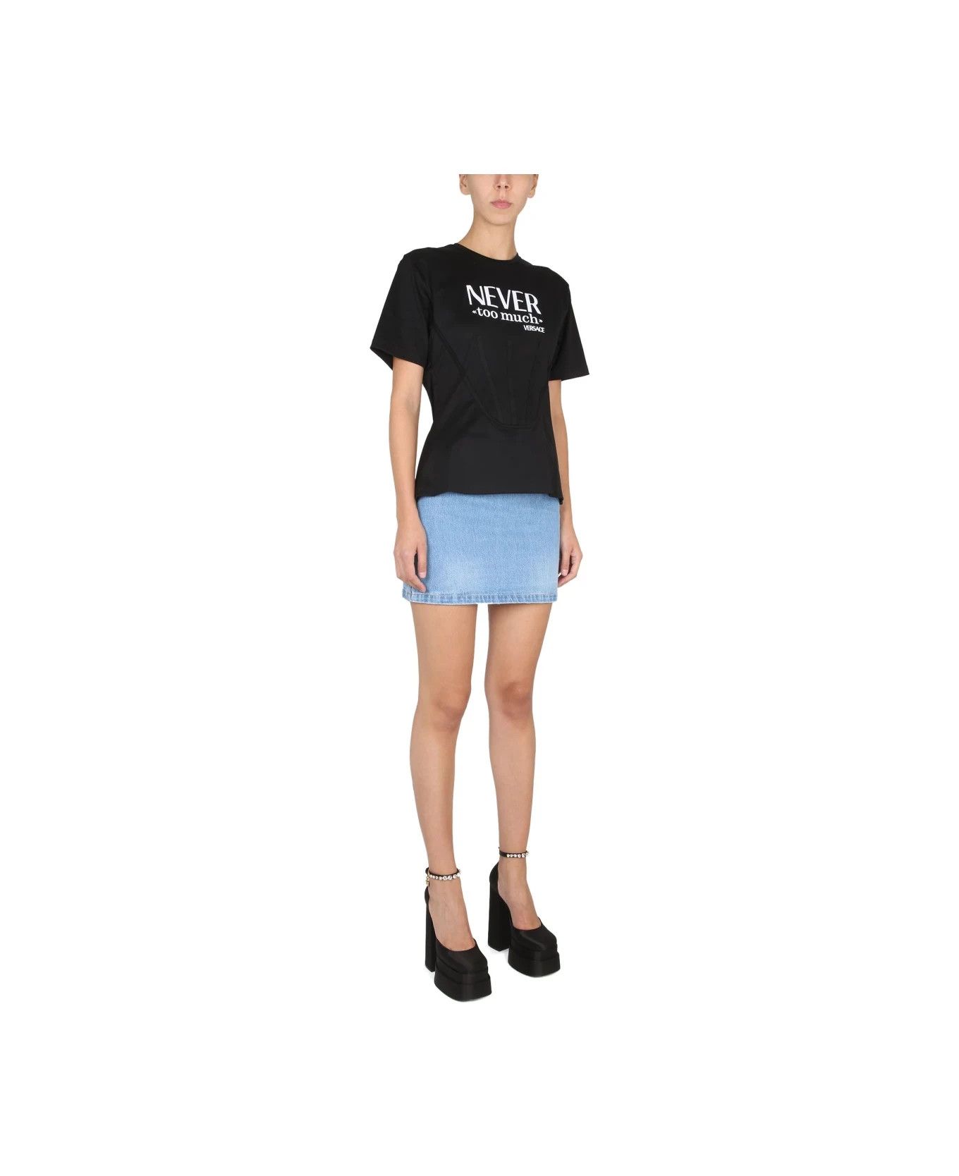 Versace o1y0226 Logo Crewneck T-Shirt in Black Size S / US 4 / IT 40 - 2 Thumbnail
