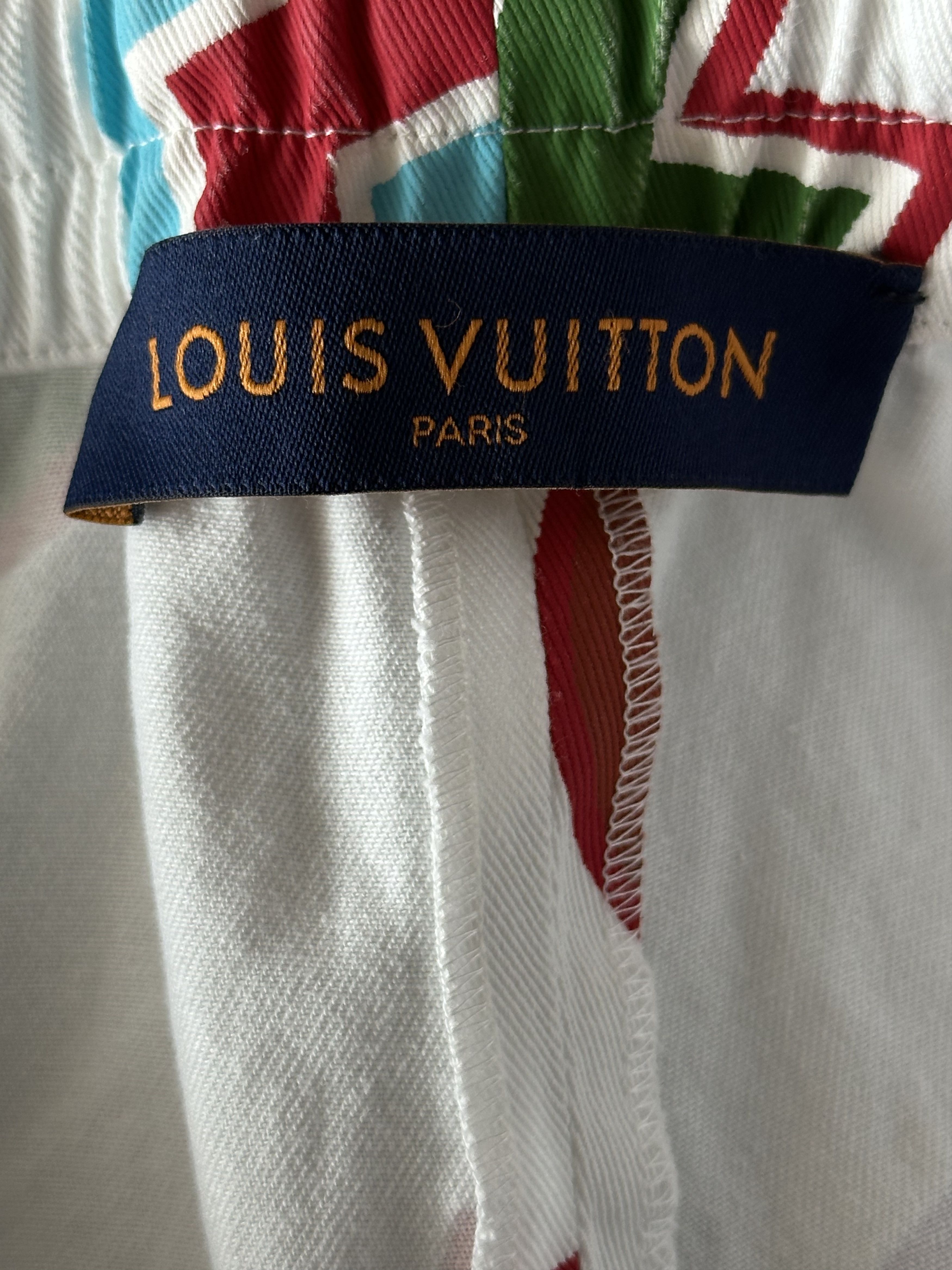 Louis Vuitton Louis Vuitton NBA White Multicolor Letter Shorts Size US 34 / EU 50 - 3 Thumbnail