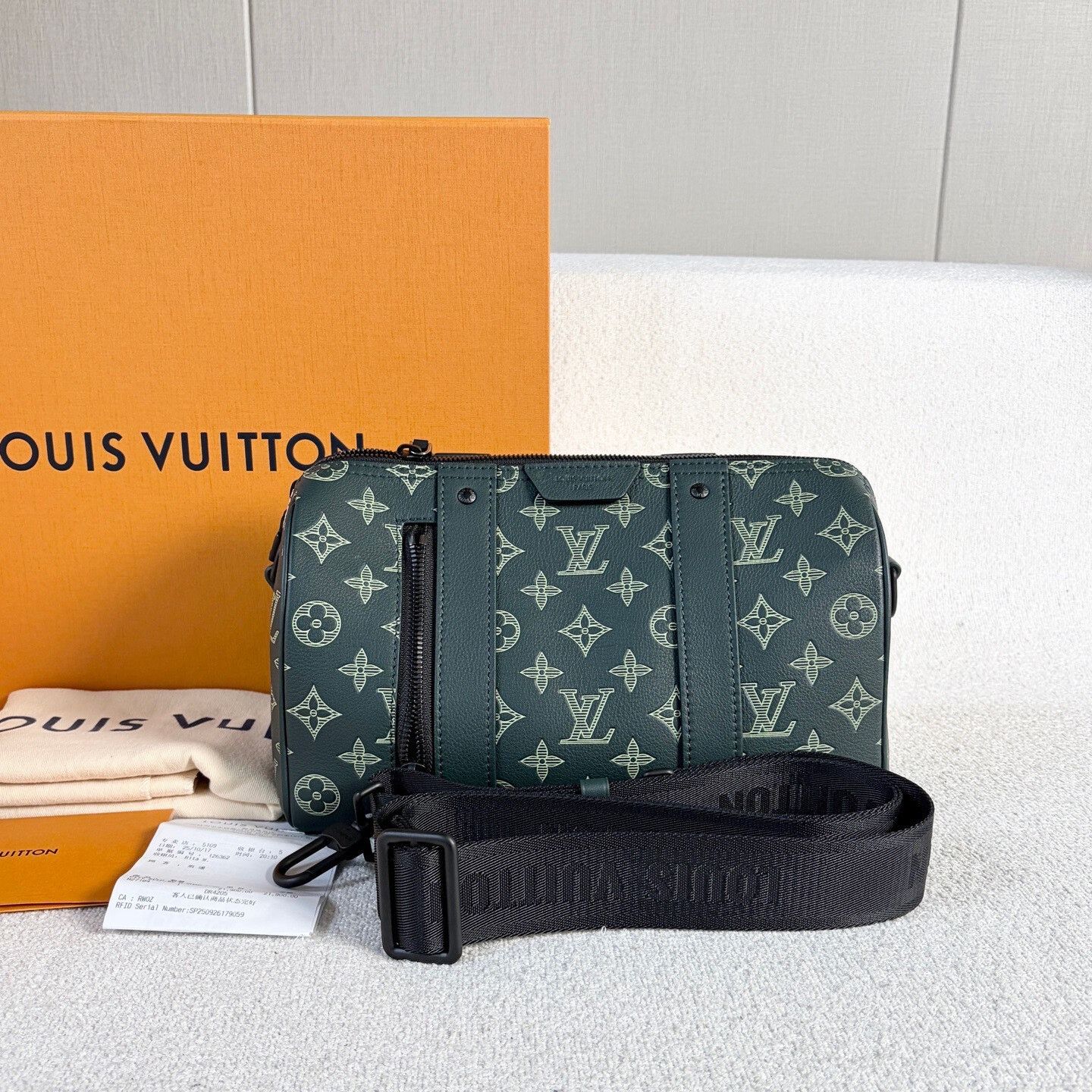 Louis Vuitton Pre-loved Bag Brand new condition Size ONE SIZE - 1 Thumbnail