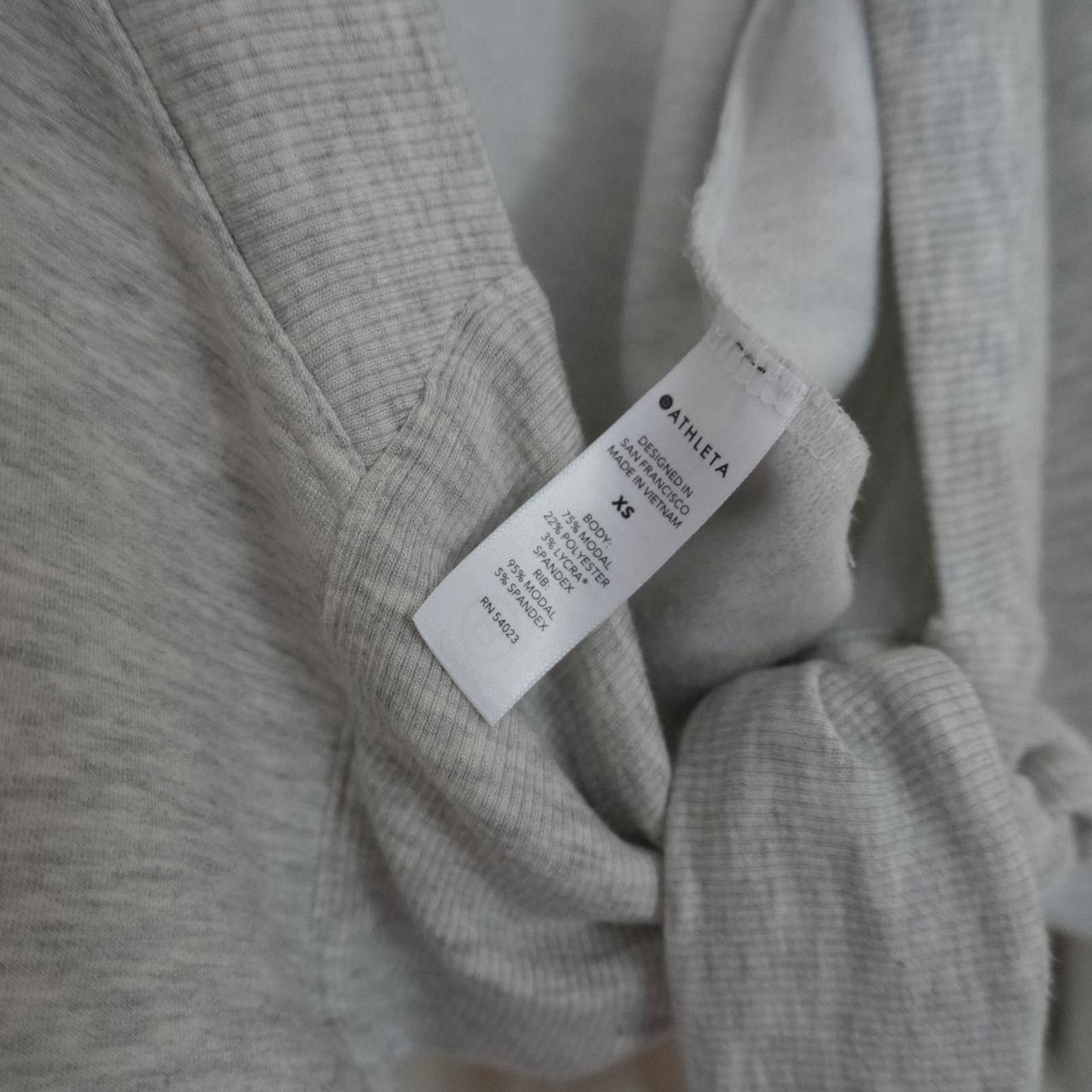 Other Athleta Cardigan Women's XS Grey Body Wrap Size XS / US 0-2 / IT 36-38 - 4 Thumbnail