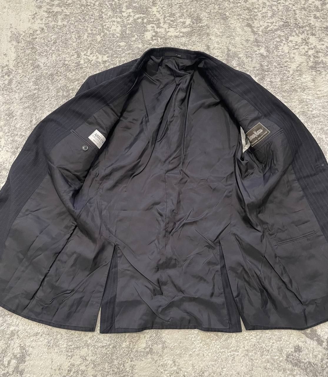 Armani Collezioni Armani Collezioni Executive Line pinstripe blazer Wool Size 38R - 4 Thumbnail