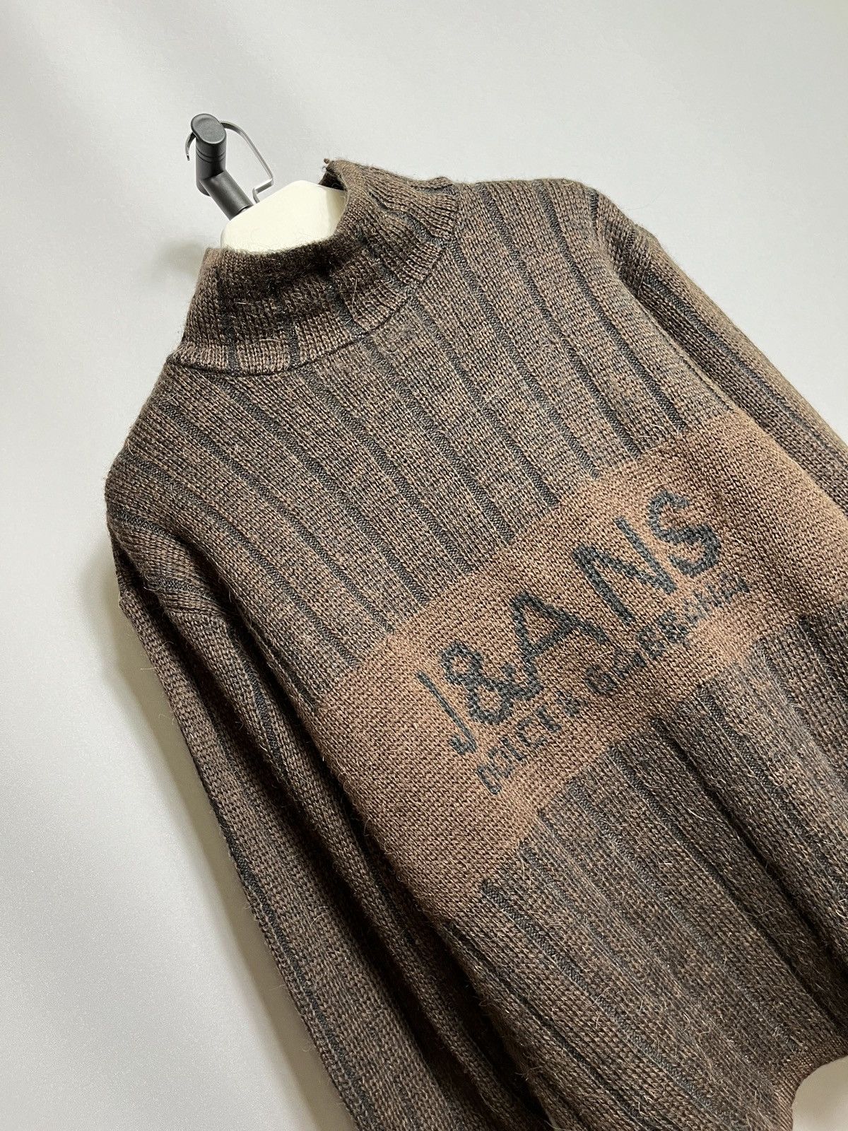 Dolce & Gabbana vintage j&ans dolce gabbana wool mens sweater knit brown Size US L / EU 52-54 / 3 - 3 Thumbnail