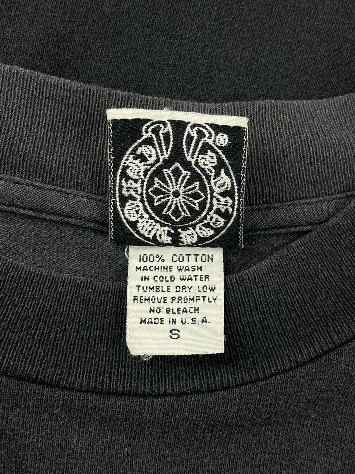 Chrome Hearts Chrome Hearts Vintage Dagger Horseshoe Logo Thrashed Tshirt Size US S / EU 44-46 / 1 - 7 Thumbnail