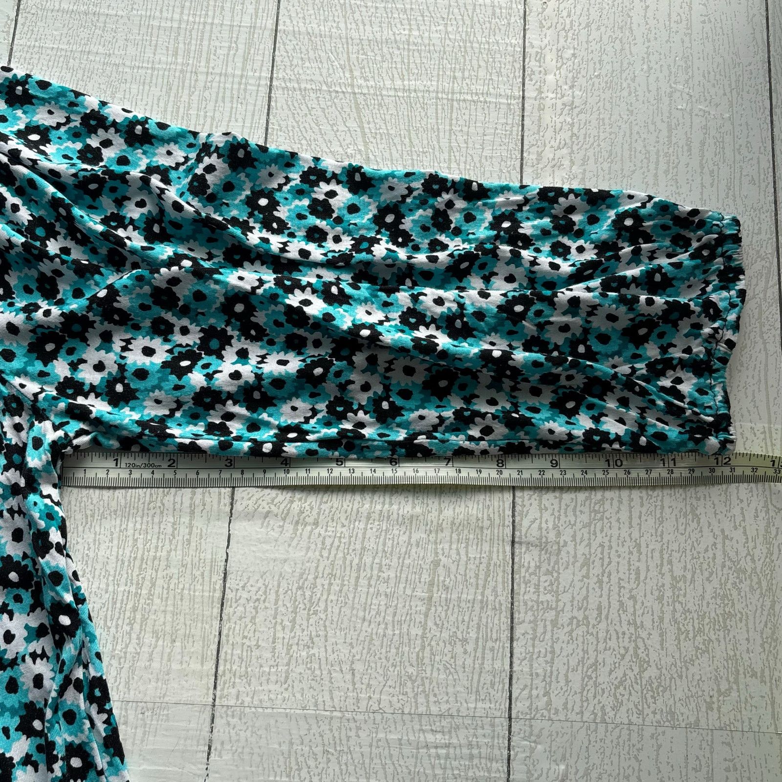 Michael Kors MICHAEL Michael Kors 3/4 sleeve Floral Top Size 1X Size XXL / US 16-18 / IT 52-54 - 7 Thumbnail