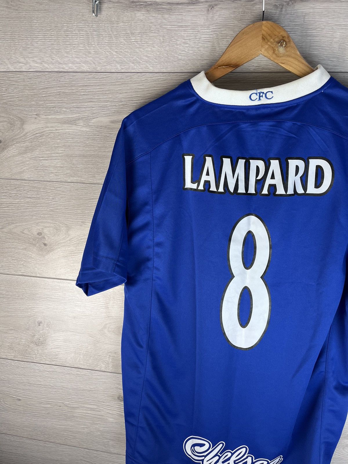 Other Men’s soccer jersey Fc Chelsea #8 Lampard Samsung size L Size US L / EU 52-54 / 3 - 10 Thumbnail
