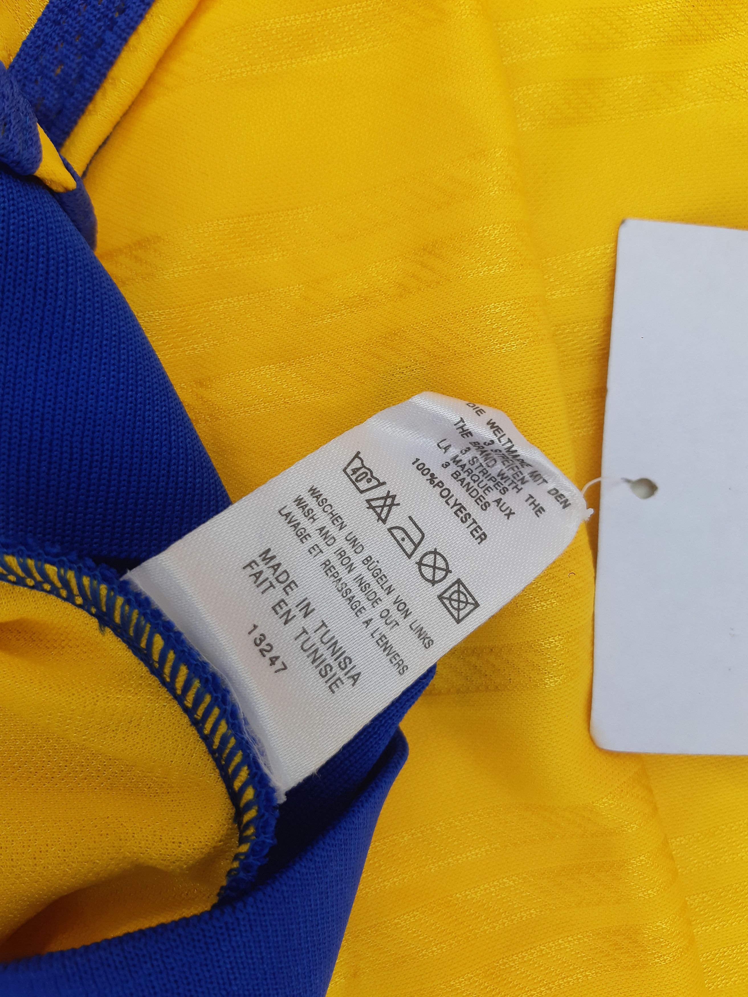 Adidas Vintage 90s ADIDAS Soccer Jersey Made in Tunisia size M NWT Size US M / EU 48-50 / 2 - 5 Thumbnail
