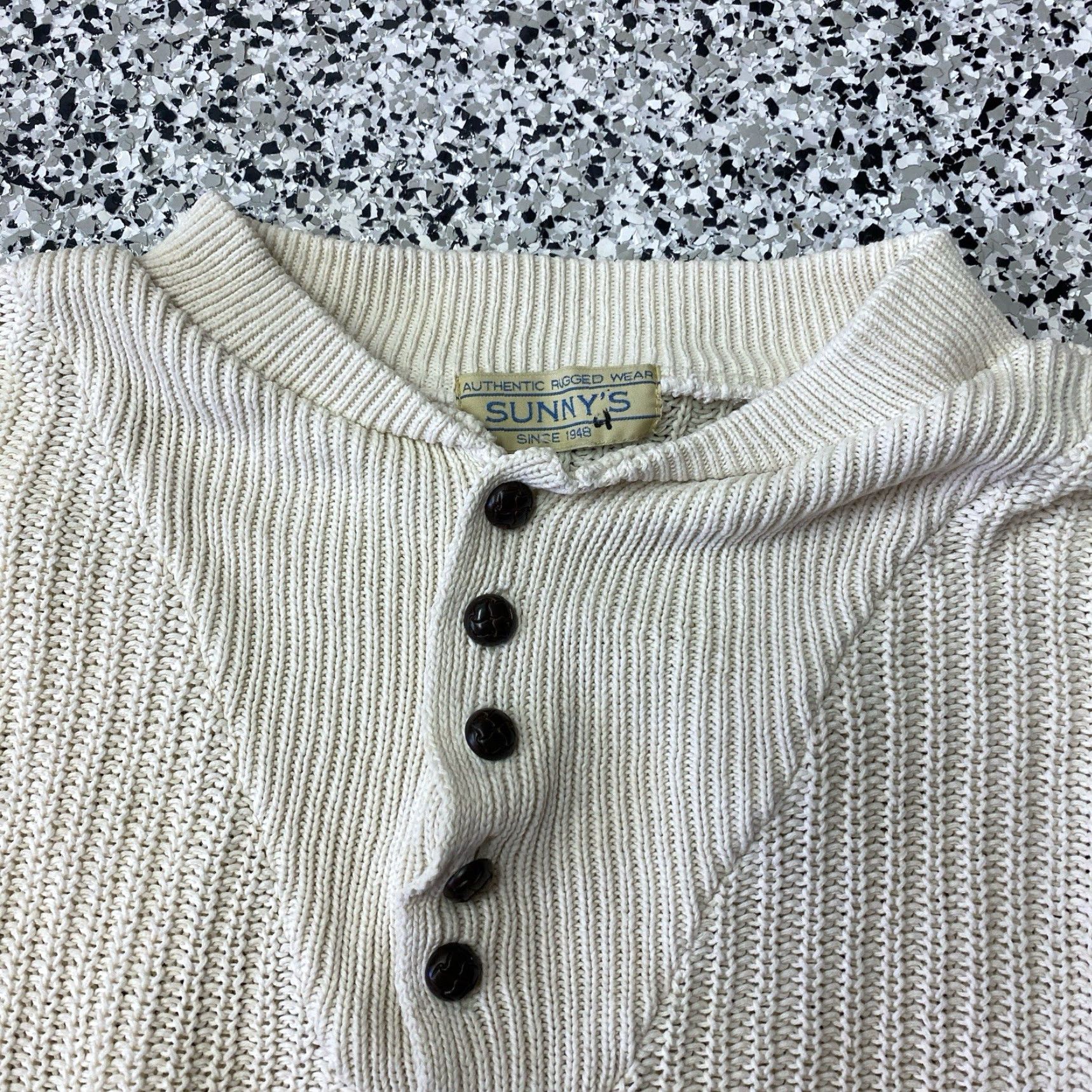 Vintage VINTAGE Sunny's 1/4 Button Sweater Men XL Beige/Cream 100% Cotton Knit Pullover Long Sleeve V-Neck Casual USA Size US XL / EU 56 / 4 - 2 Thumbnail