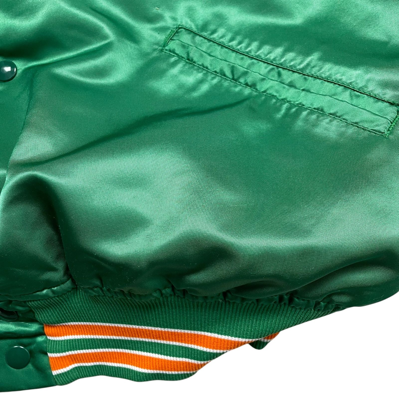 NCAA VTG 80s 90s HAWAII RAINBOW WARRIORS FELCO SATIN JACKET Sz L Size US L / EU 52-54 / 3 - 5 Thumbnail