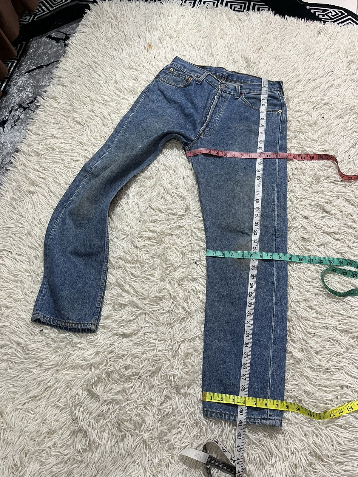 Levi's × Vintage VINTAGE LEVIS 501 MADE IN UK JEANS Size US 31 - 12 Thumbnail