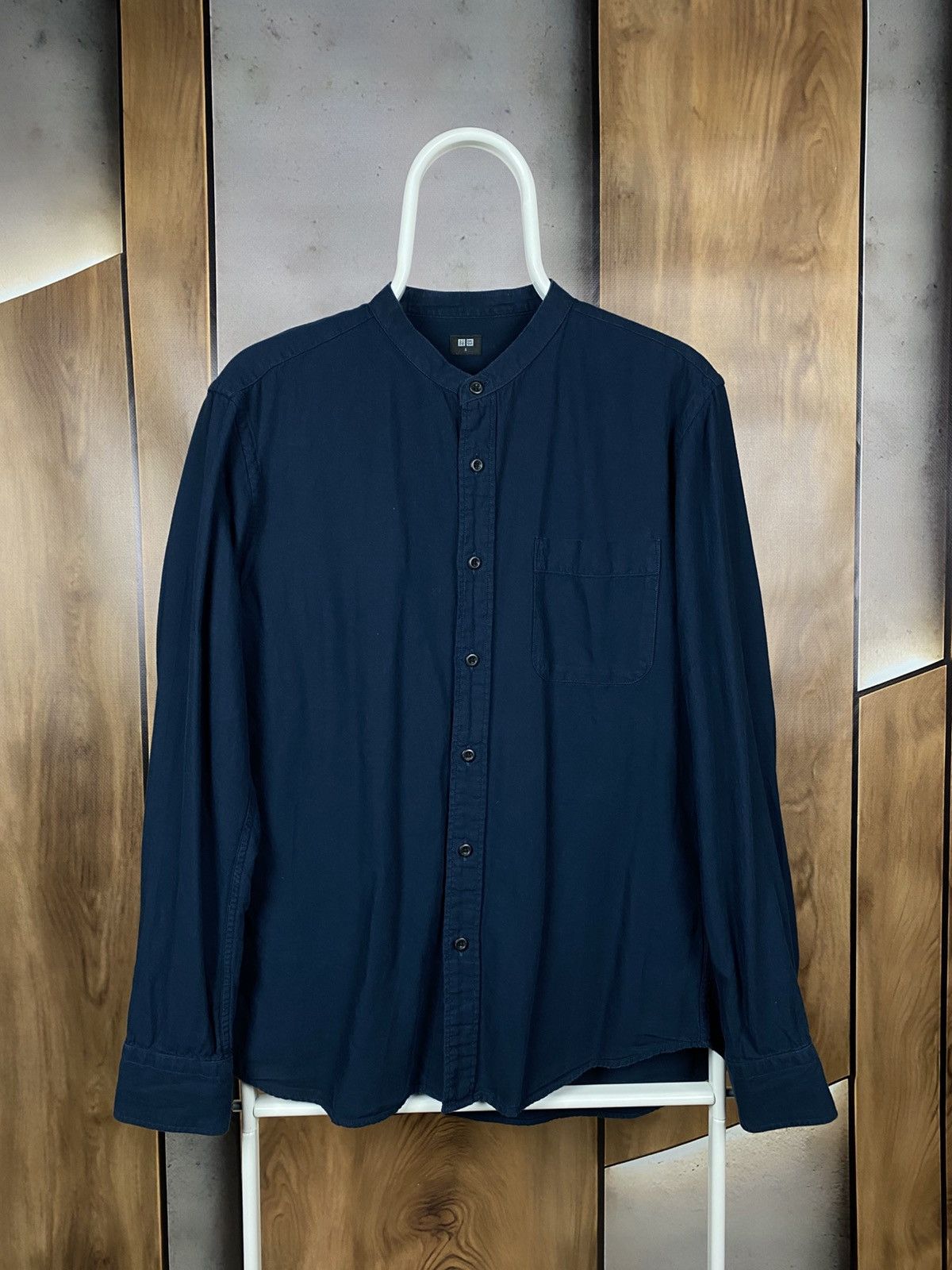 Uniqlo 🕊️Shirt Button Up Collarless Uniqlo Japanese Brand Tee🕊️ Size US S / EU 44-46 / 1 - 1 Thumbnail