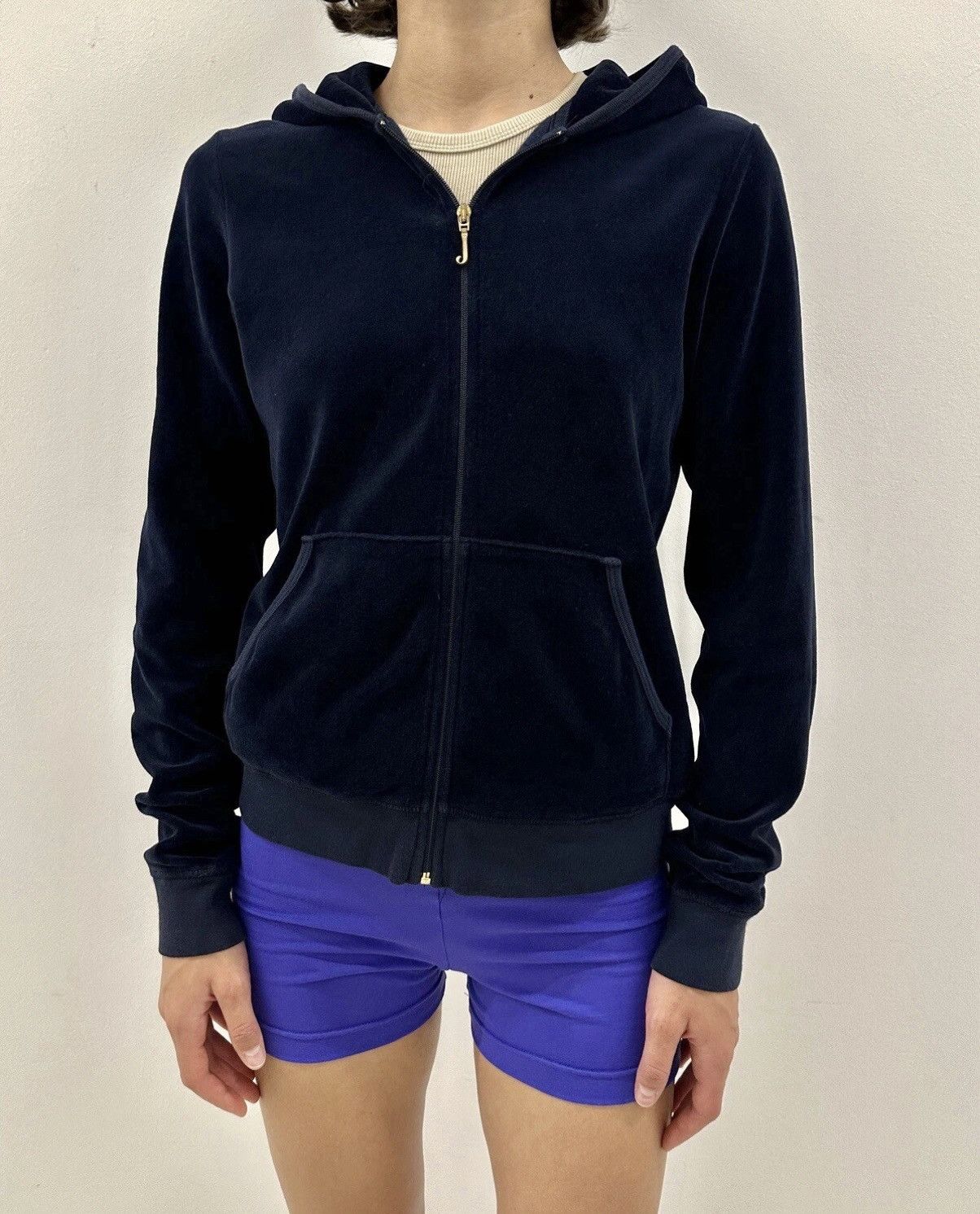 Juicy Couture Juicy Couture Zip up Hoodie Velvet Velour y2k Blue Size L Size L / US 10 / IT 46 - 3 Thumbnail