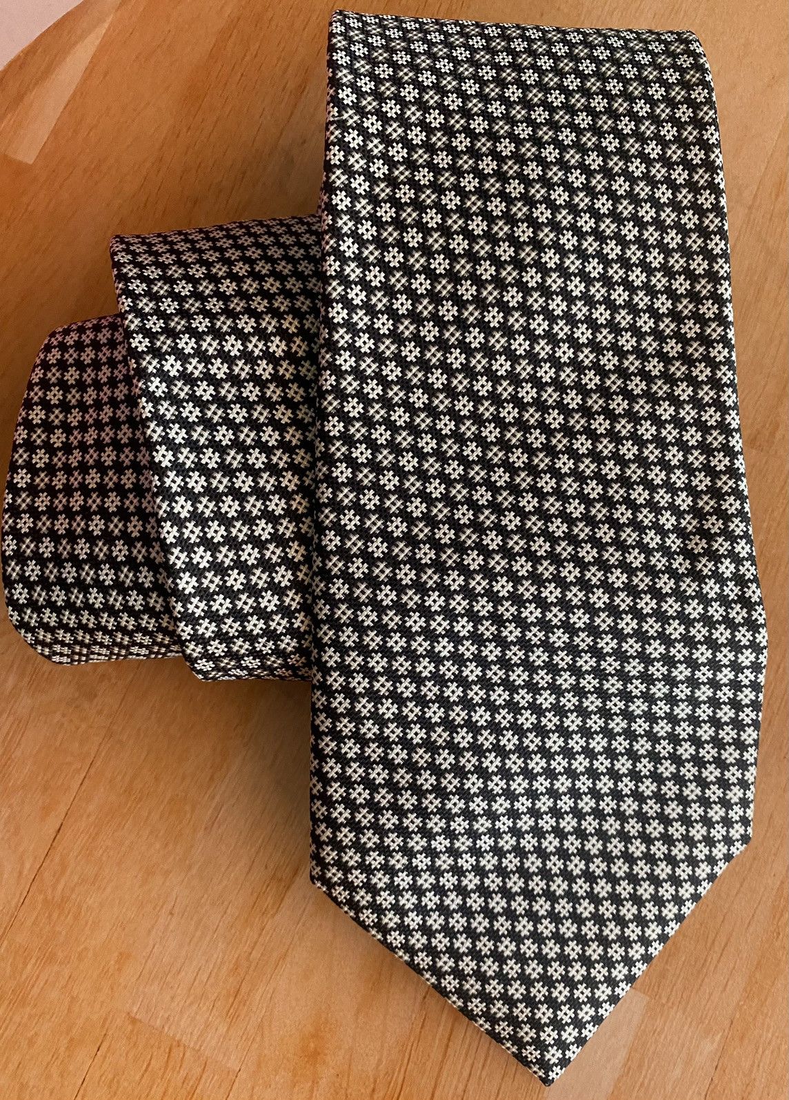 Tom Ford Tom Ford 🇮🇹 Black / Silver Hashtags Knit Silk Necktie NWOT Size ONE SIZE - 8 Thumbnail