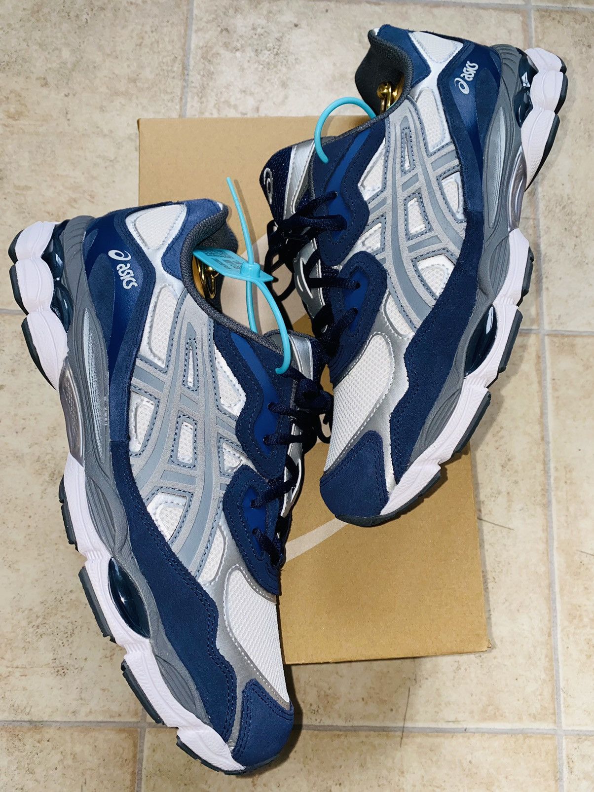 Asics Gel NYC Urbancore Kith Atmos Kiko Kostadinov Kayano14 Sonoma Size US 11.5 / EU 44-45 - 5 Thumbnail