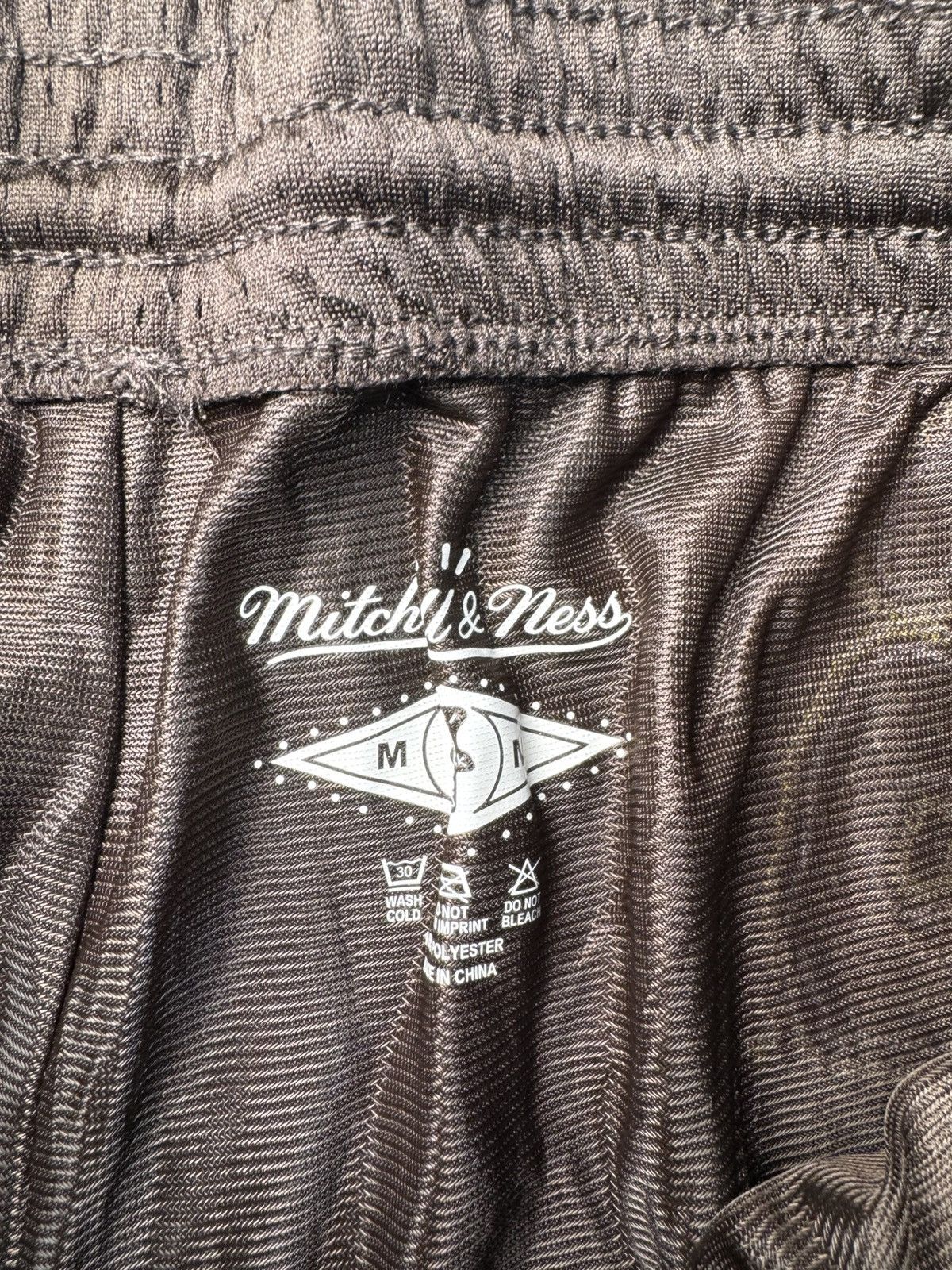 Mitchell & Ness × Travis Scott Michigan wolverines basketball shorts Size US 32 / EU 48 - 4 Thumbnail