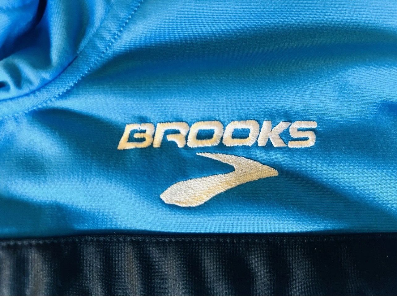 Brooks Vintage Brooks Zip Up Running Jacket Coat Sz L Active Wear Size US L / EU 52-54 / 3 - 3 Thumbnail