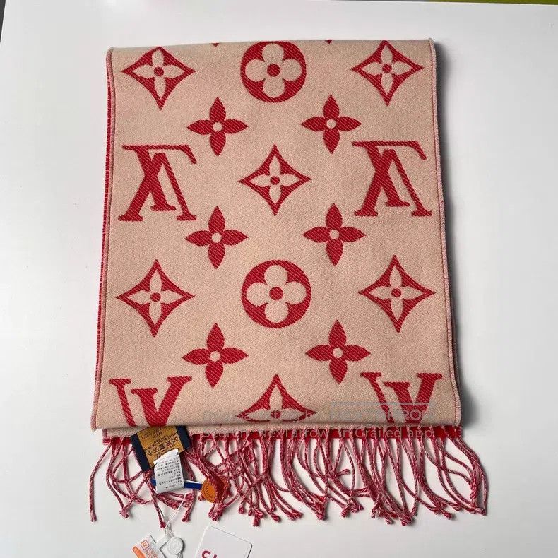 Louis Vuitton Louis Vuitton PRECIOUS TIGER Red Wool Scarf for the Year o Size ONE SIZE - 7 Thumbnail