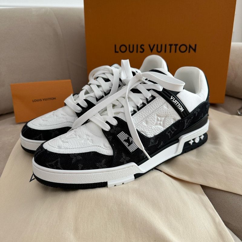 Louis Vuitton Louis Vuitton Panda Pattern Low-Top Sneakers 0079 Size US 10.5 / EU 43-44 - 1 Thumbnail