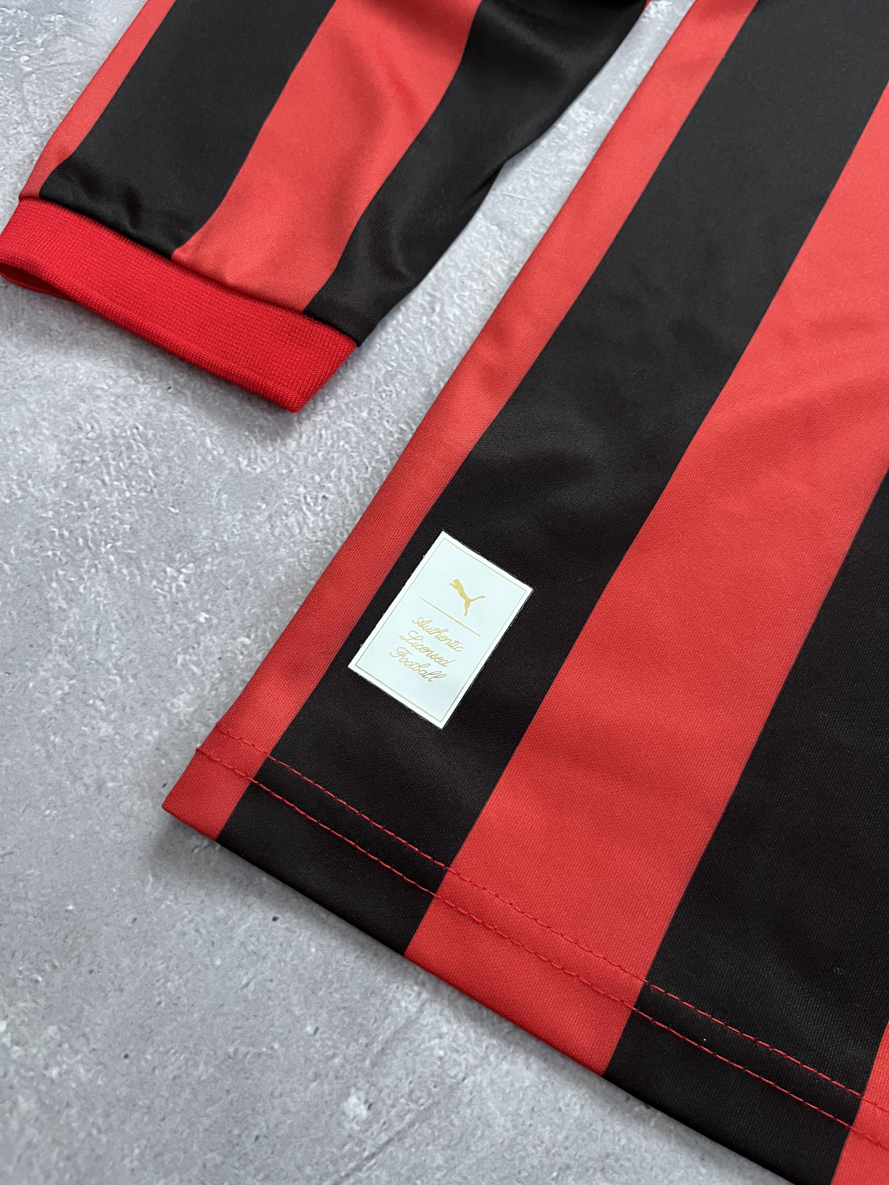 Puma Puma AC Milan 125th Anniversary Jersey 24/25 Fly Emirates Size US XL / EU 56 / 4 - 2 Thumbnail