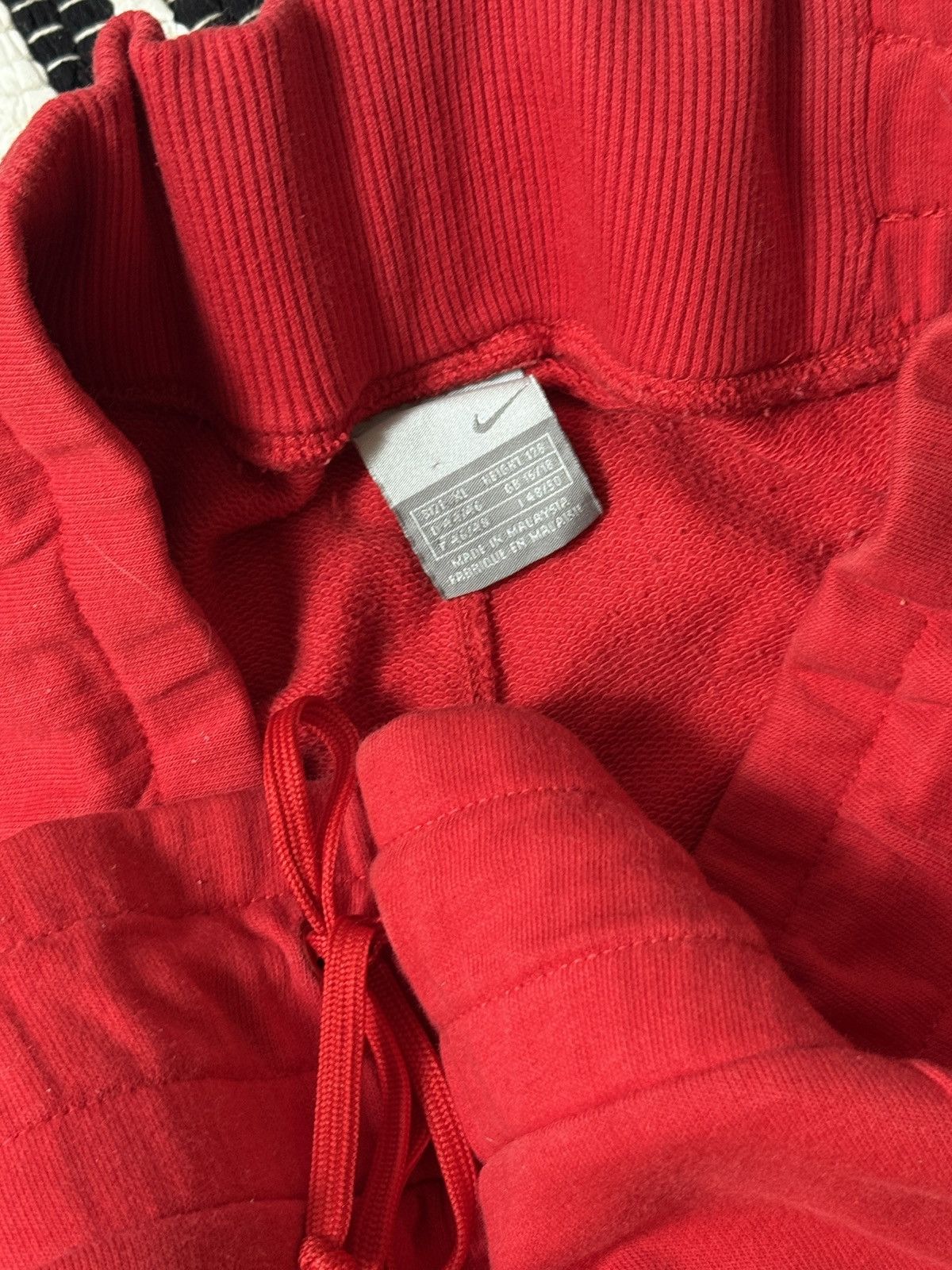 Nike VINTAGE NIKE 2000s RED TRACKSUIT Size XL / US 12-14 / IT 48-50 - 14 Thumbnail