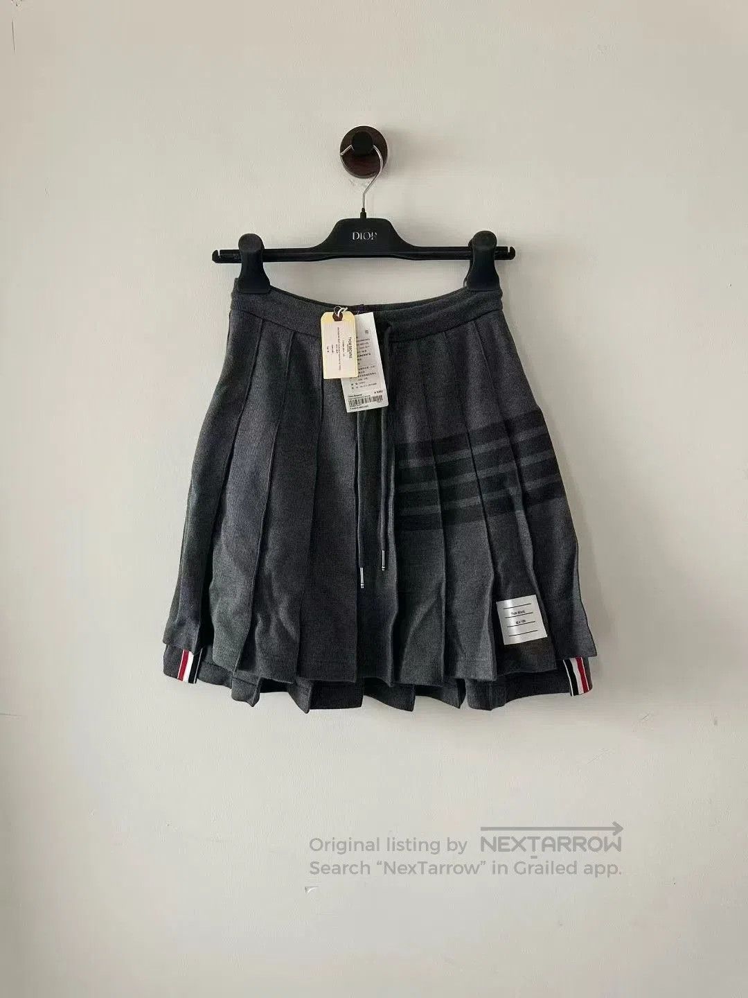 Thom Browne Thom Browne Dark Gray Pleated Skirt. Size 35" - 1 Thumbnail