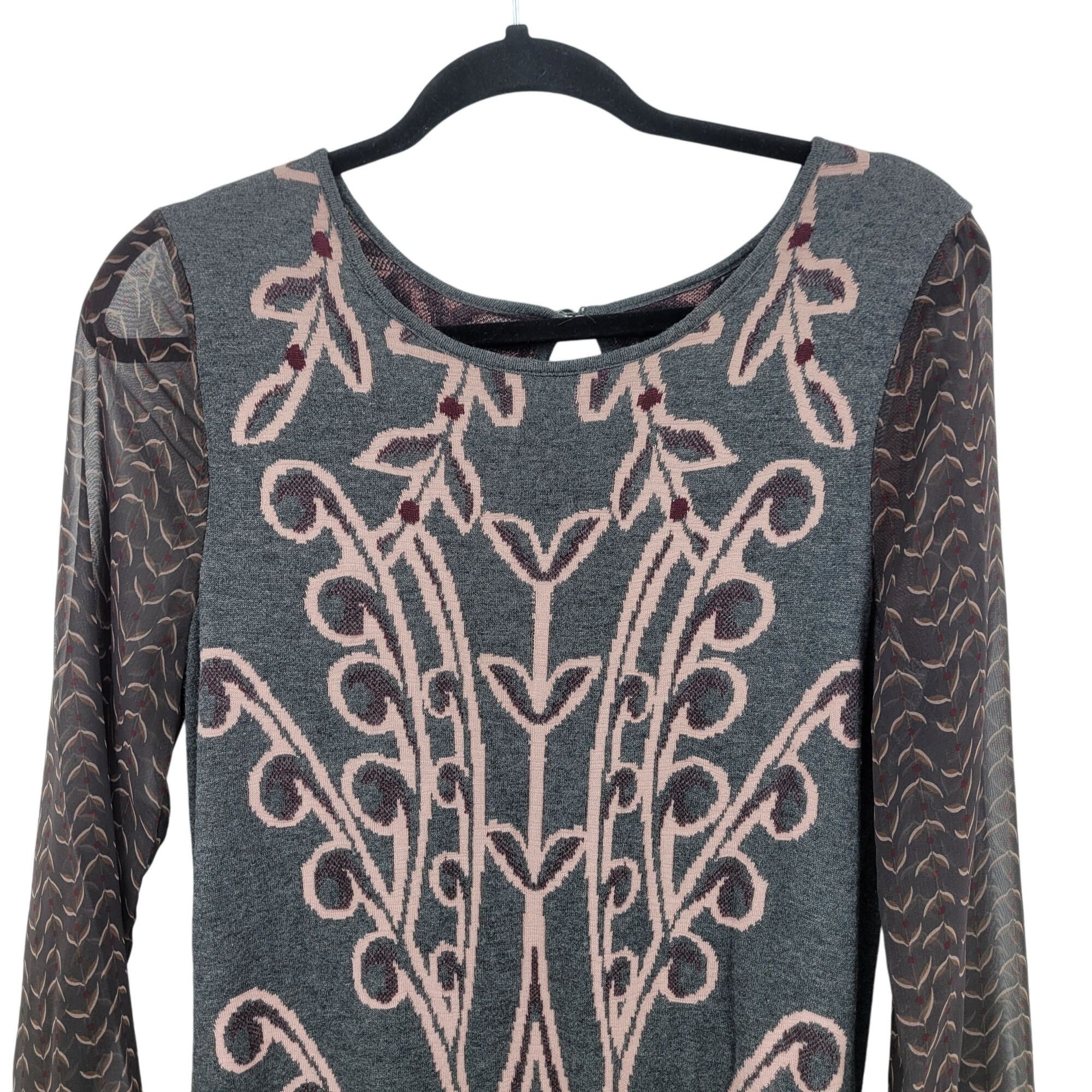 Designer Anthropologie Knitted & Knotted Floral Sweater Dress S Gray Size S / US 4 / IT 40 - 6 Thumbnail