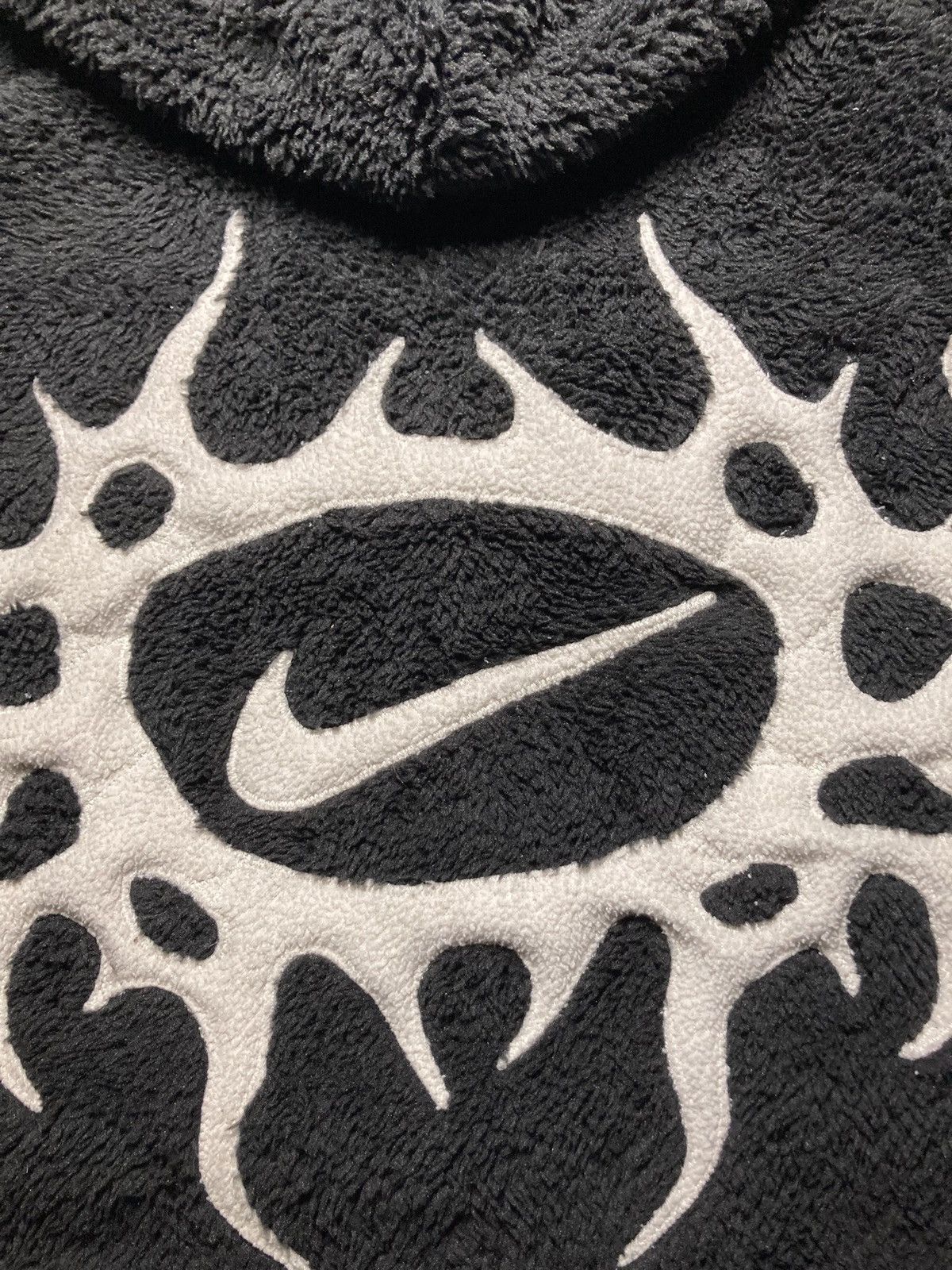Nike × Vintage ⛩️nike hoodie custom ninja fleece vintage y2k center big logo Size US L / EU 52-54 / 3 - 7 Thumbnail