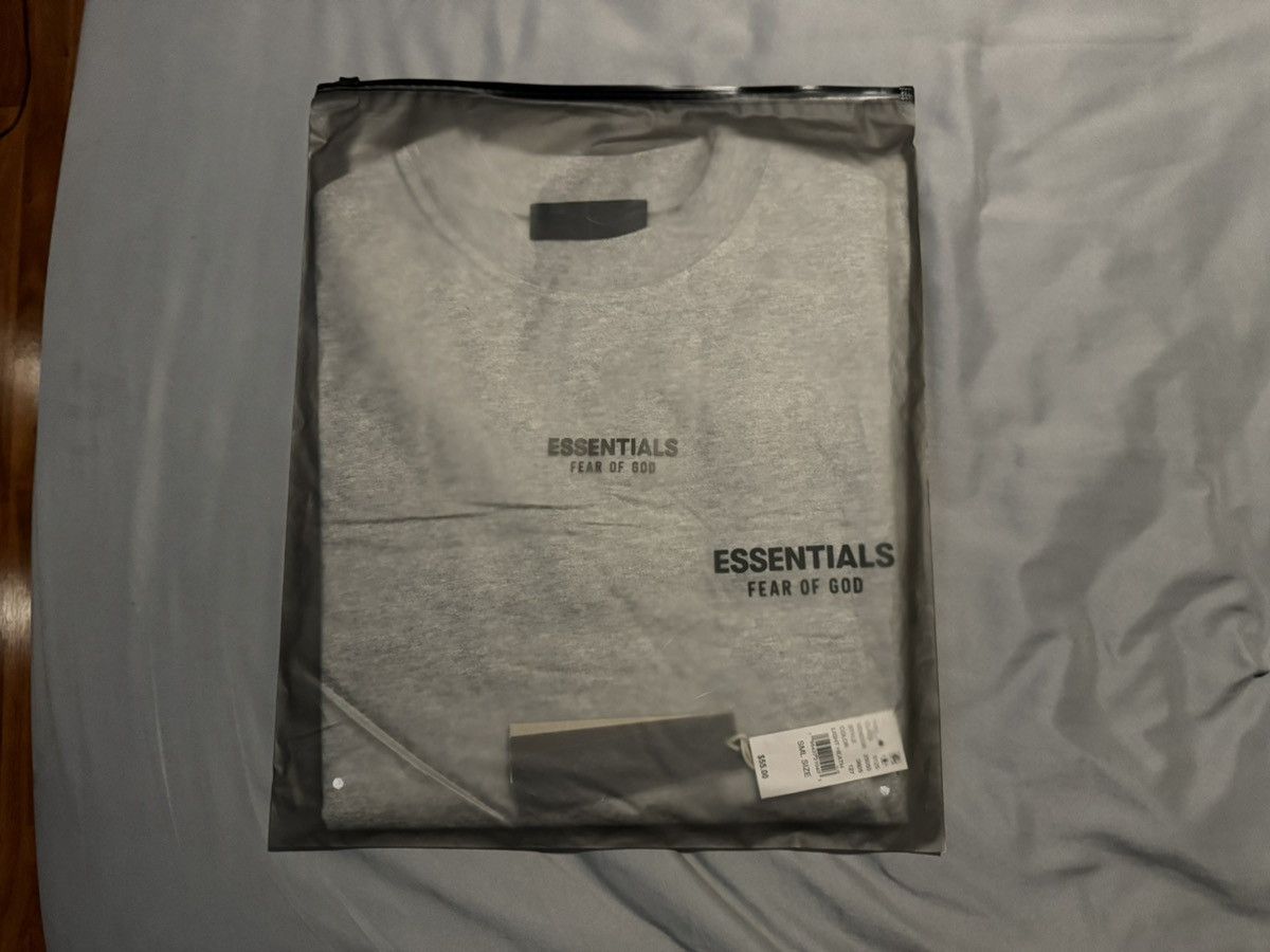 Essentials × Fear of God Essentials FOG Jersey Crewneck T-Shirt Light Heather Grey Size US S / EU 44-46 / 1 - 17 Thumbnail