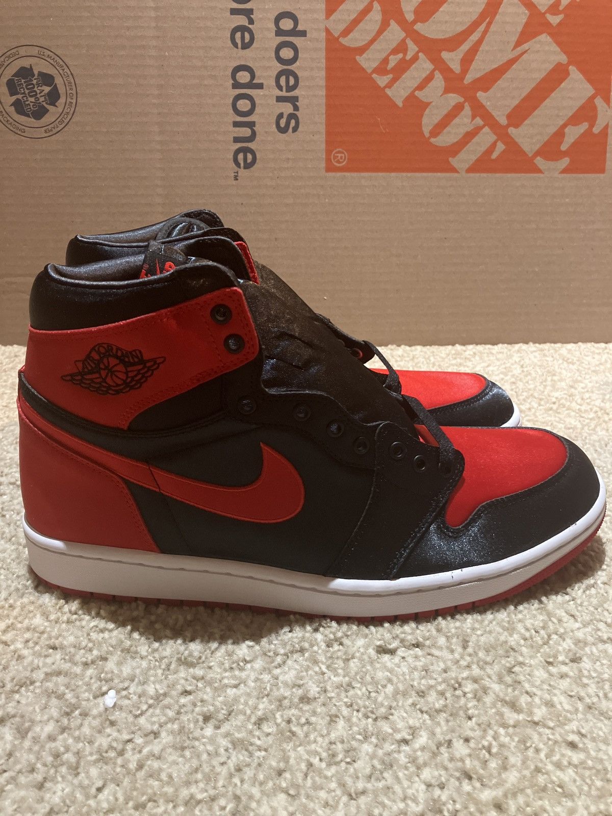 Jordan Brand × Nike Jordan 1 Satin Bread Size 10.5 Men’s Size US 10.5 / EU 43-44 - 5 Thumbnail