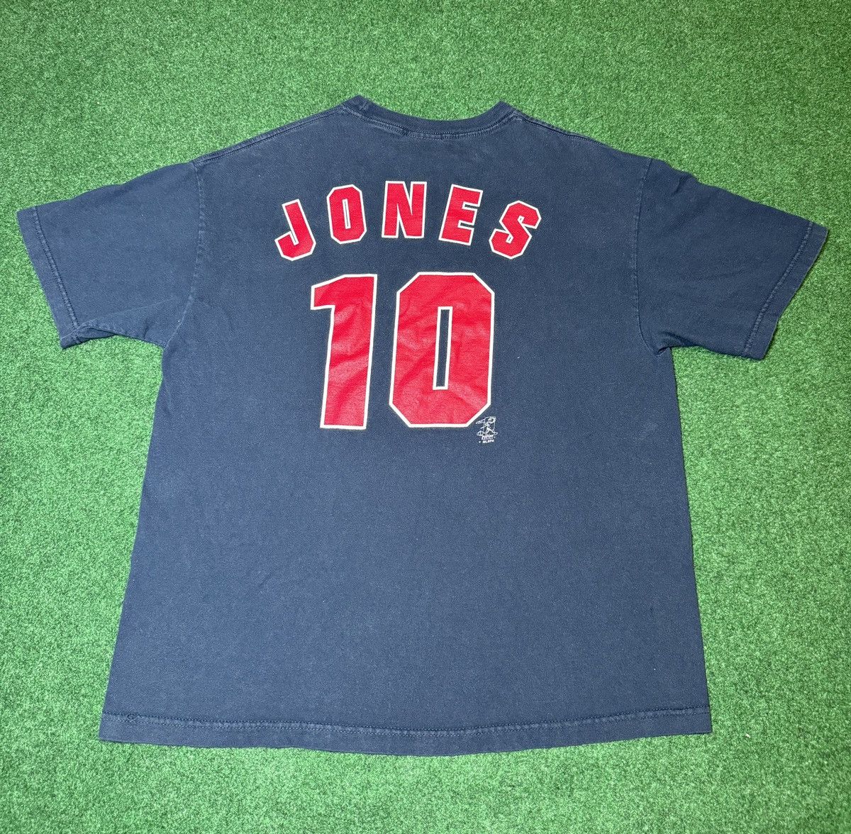 MLB × Vintage Vintage 90s Y2K Chipper Jones Atlanta Braves #10 T Shirt Size US L / EU 52-54 / 3 - 3 Thumbnail