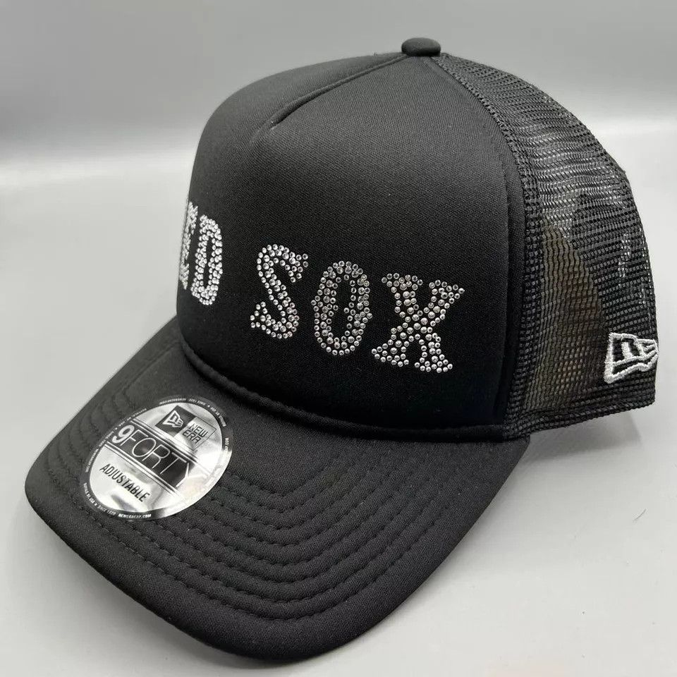 New Era Boston Red Sox Trucker Hat Men 9Forty New Era Snap Back Cap Size ONE SIZE - 2 Thumbnail