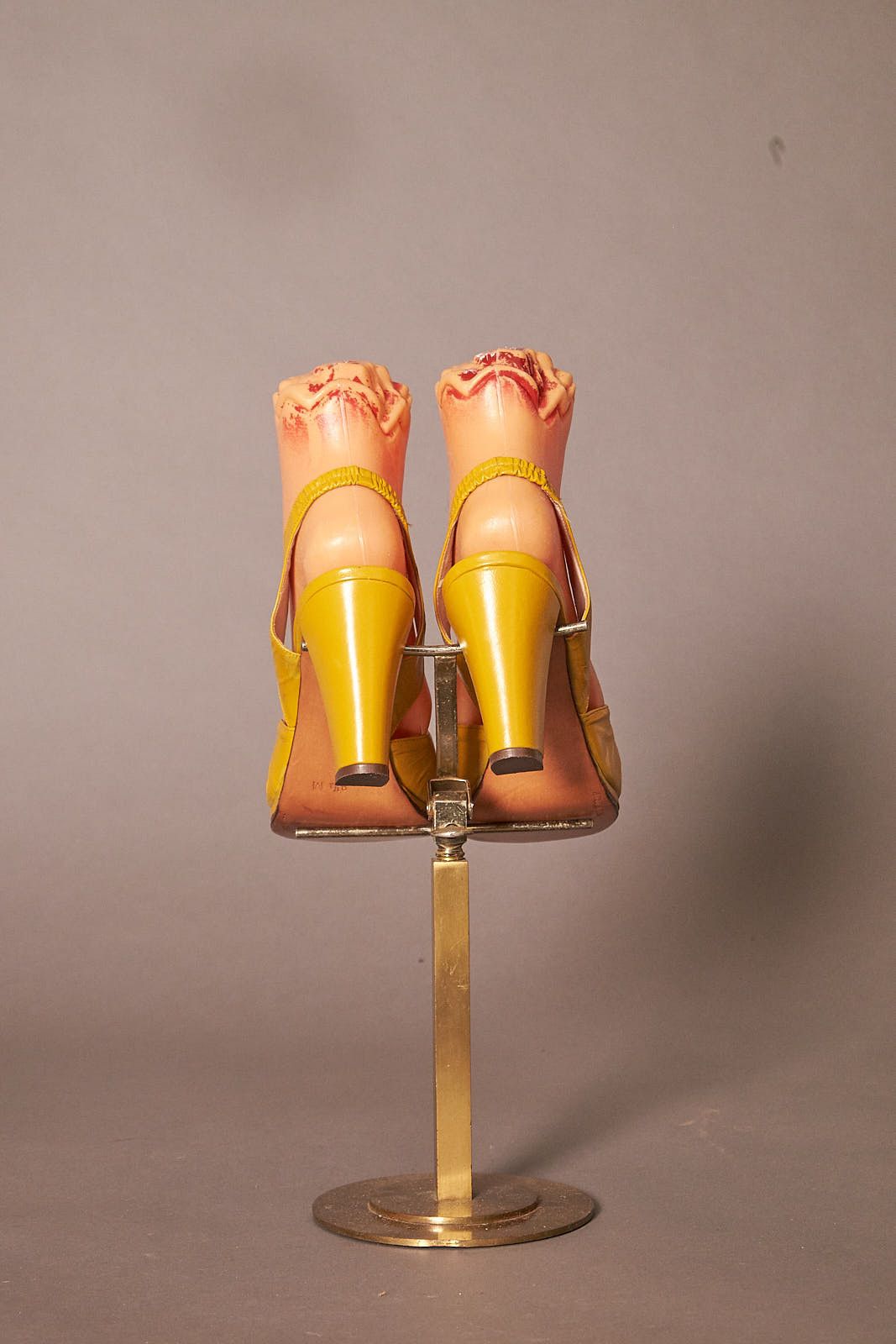 Vintage 1970s Larose Golden Block Heels Slingbacks Shoes Size US 8.5 / IT 38.5 - 4 Thumbnail