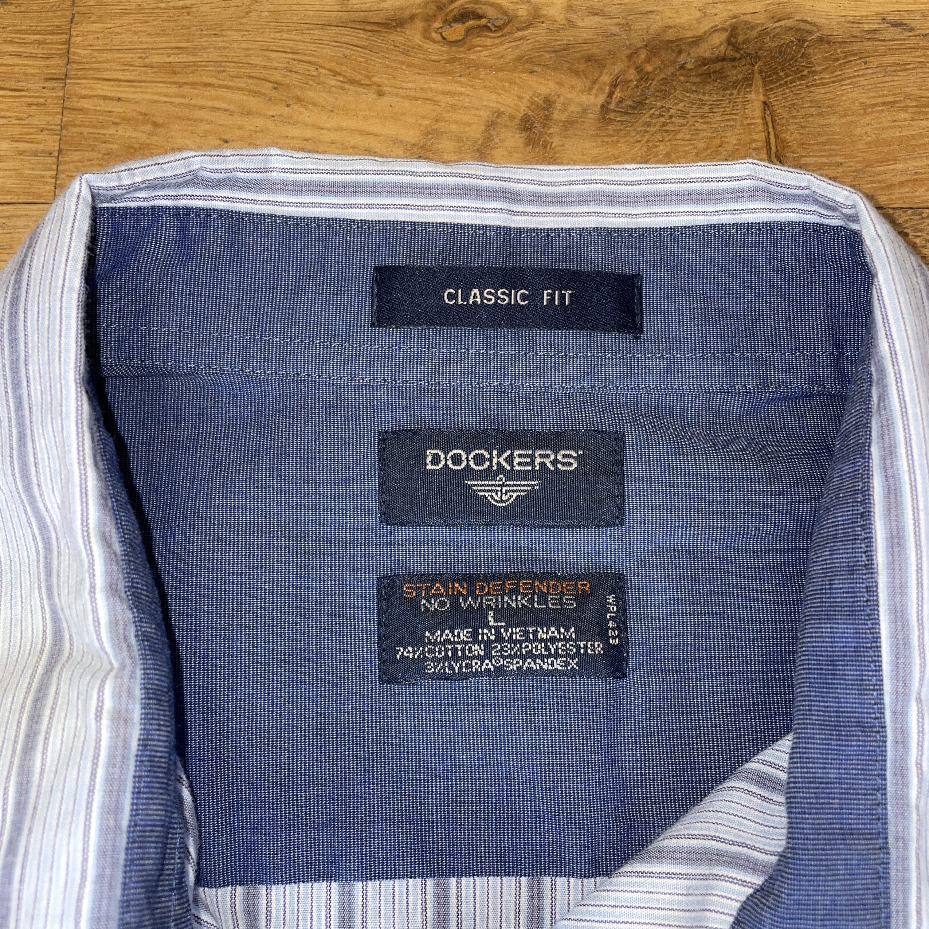 Dockers Dockers Men's Fashionable Elegant Striped Shirt Size L Size US L / EU 52-54 / 3 - 2 Thumbnail