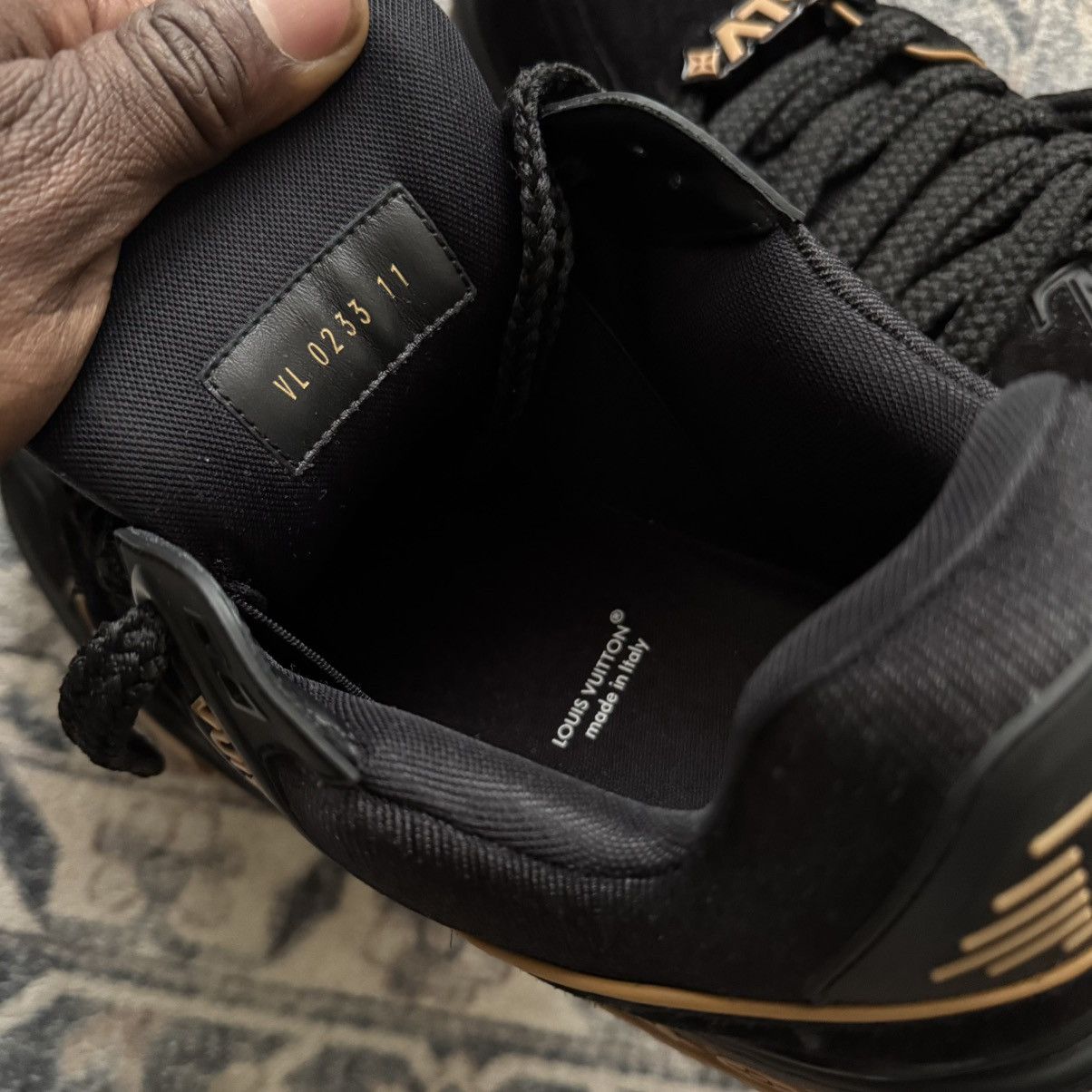 Louis Vuitton LV Louis Vuitton Maxi Trainer Black Brown Suede Black sz 12 Size US 12 / EU 45 - 5 Thumbnail
