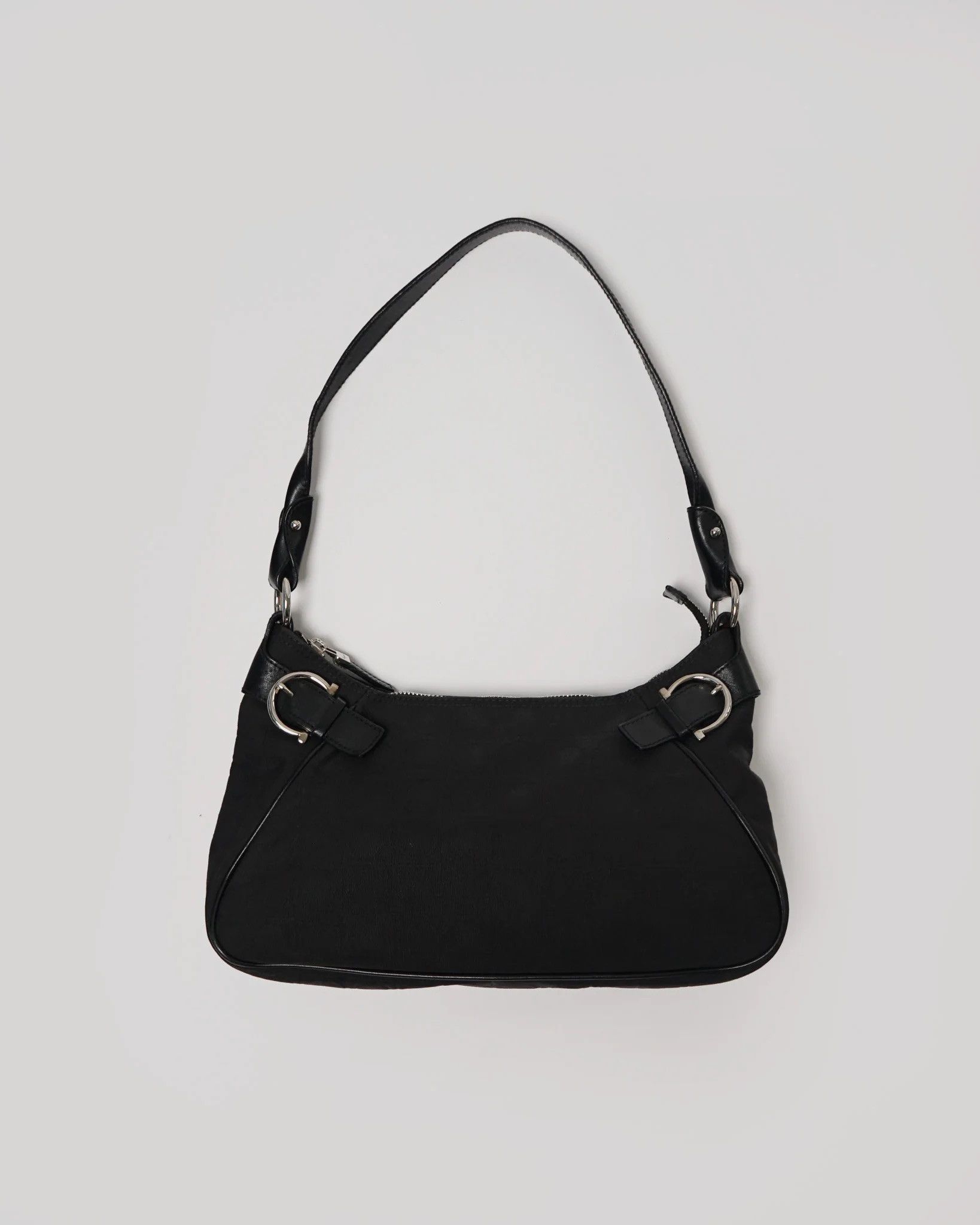 Salvatore Ferragamo Vintage Ferragamo One Shoulder Bag Size ONE SIZE - 1 Thumbnail