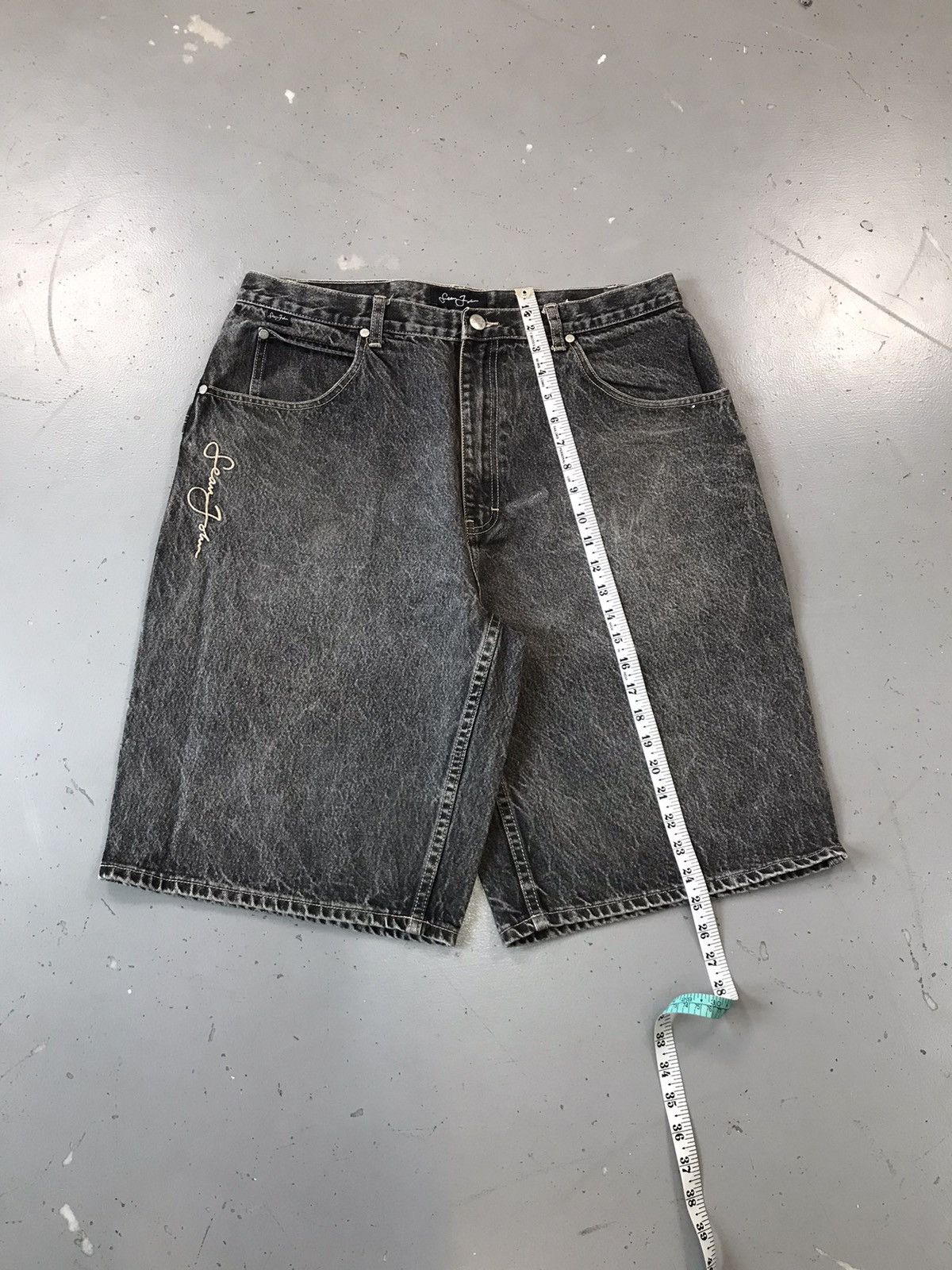 Sean John Vintage faded Sean John skater denim jort Size US 36 / EU 52 - 4 Thumbnail