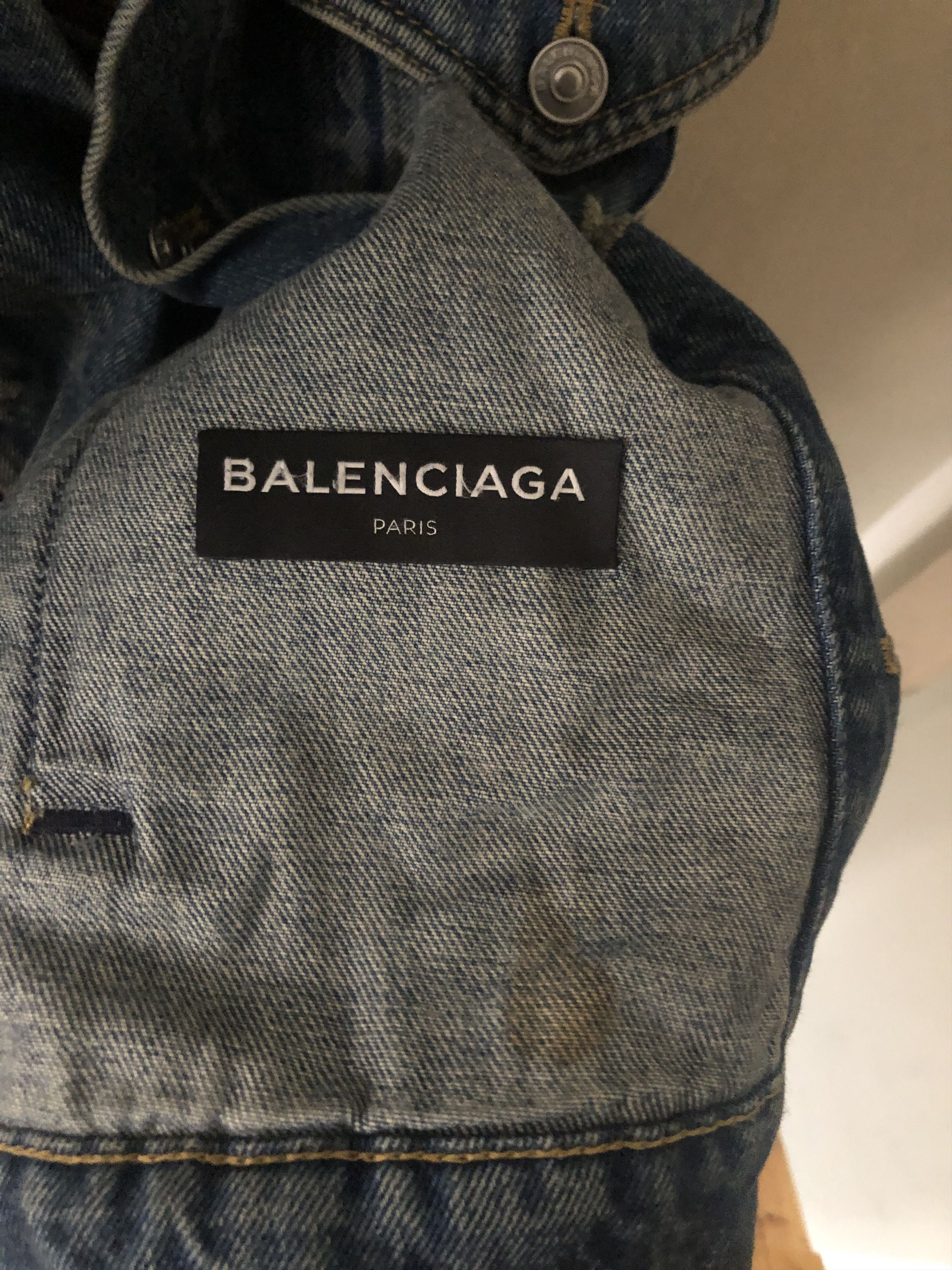 Balenciaga Balenciaga Political campaign distressed denim jacket Size US M / EU 48-50 / 2 - 8 Thumbnail