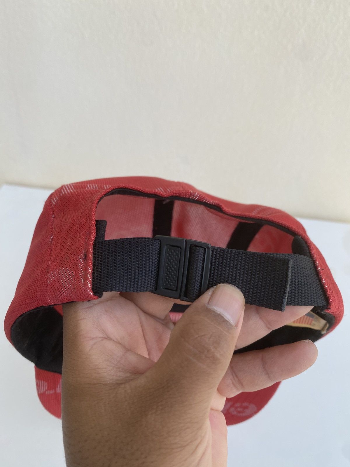 Supreme Rare Supreme Lenticular Logo Camp Cap Red SS19 Size ONE SIZE - 17 Thumbnail