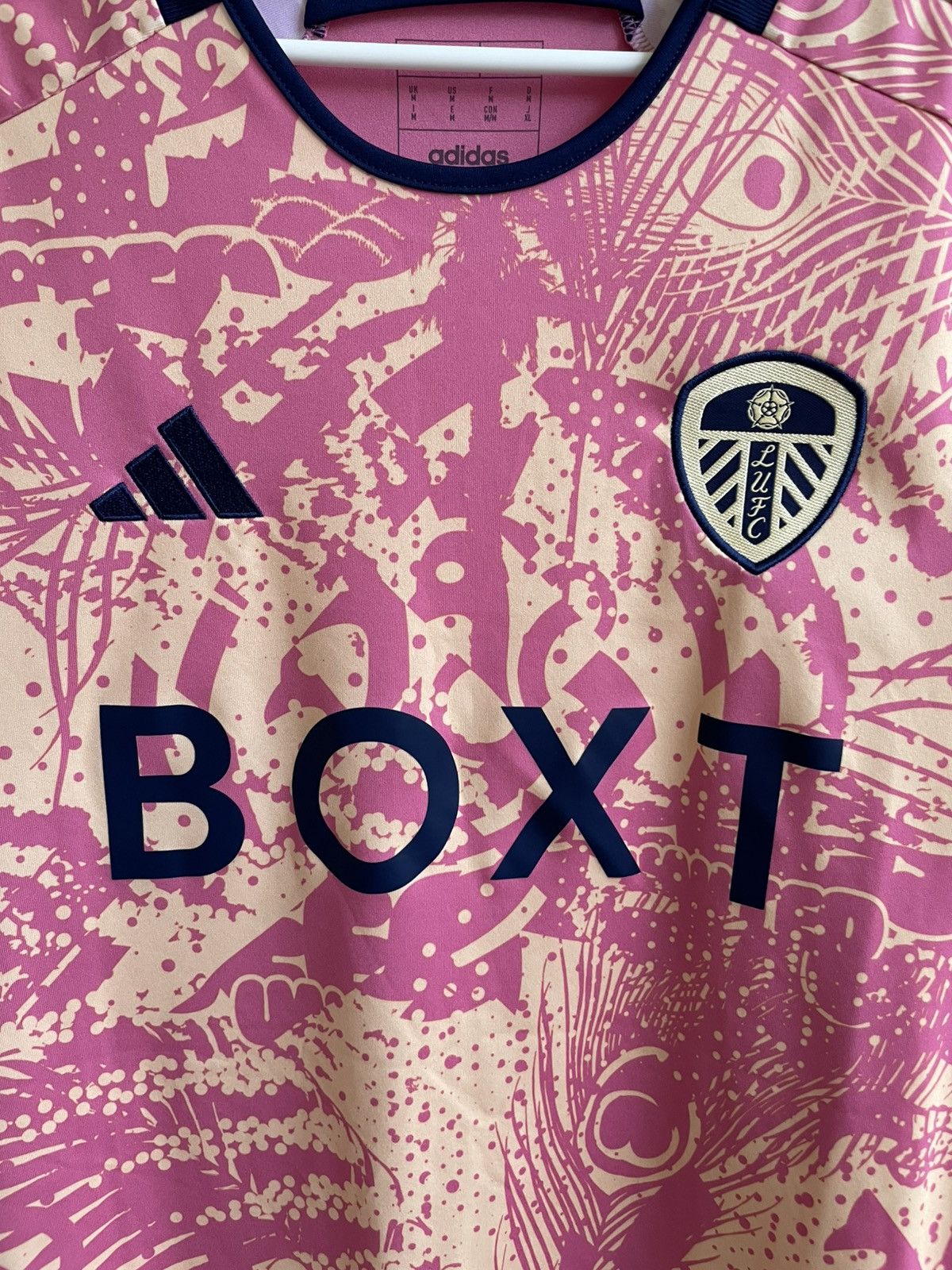 Vintage Leeds 2023 2024 Third Football Soccer Jersey Shirt HY3383 Size US M / EU 48-50 / 2 - 6 Thumbnail